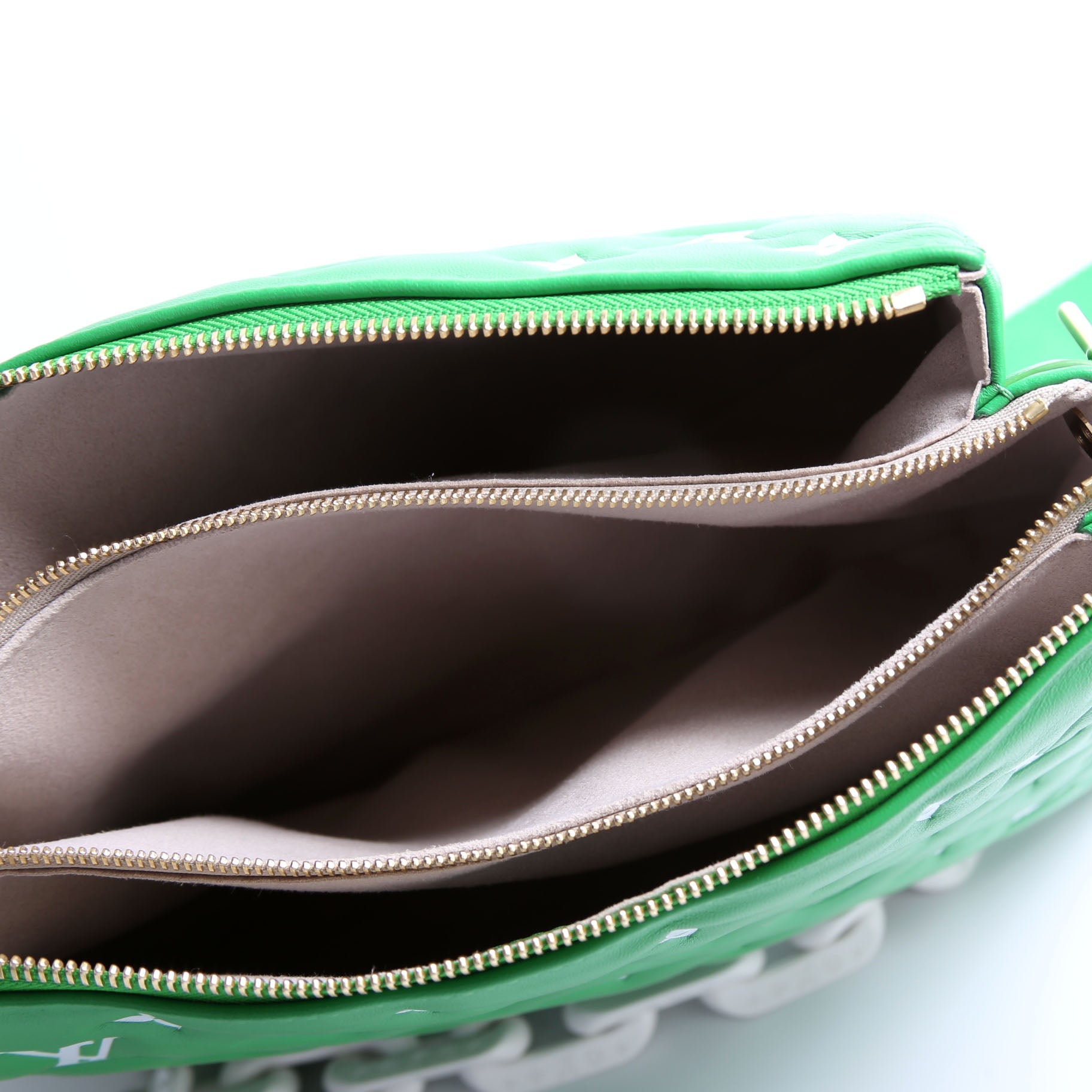 Coussin PM LV Match Lambskin Monogram Green/White