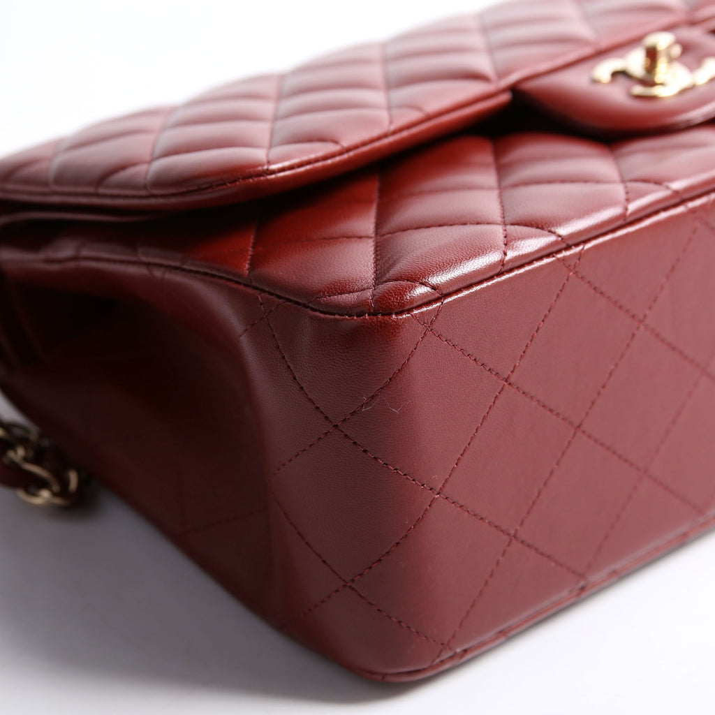 Classic Flap Jumbo Lambskin 21-24m Burgundy/Gold