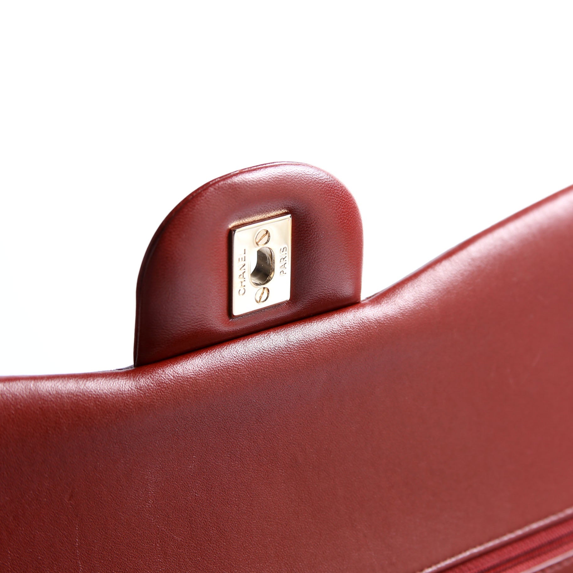 Classic Flap Jumbo Lambskin 21-24m Burgundy/Gold
