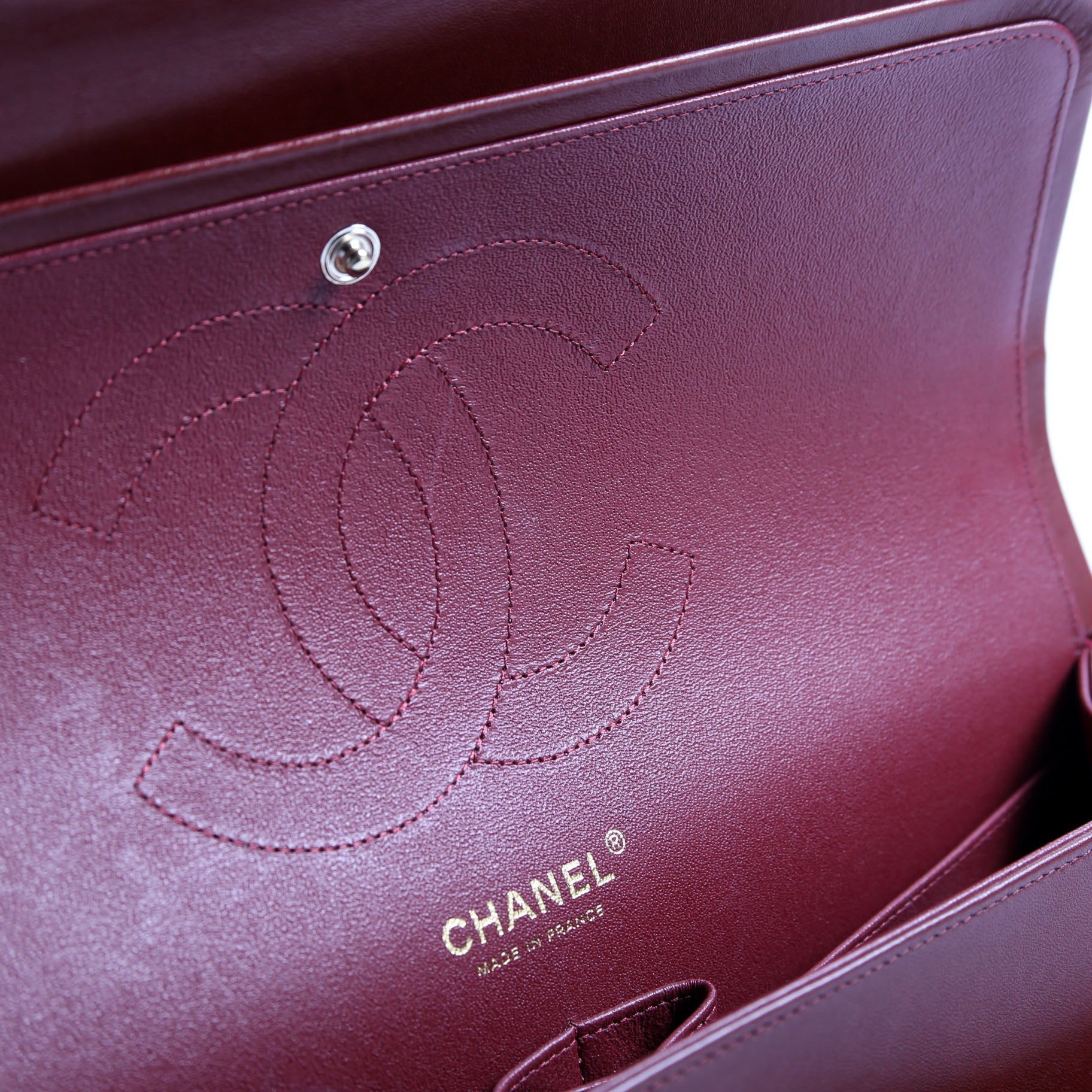 Classic Flap Jumbo Lambskin 21-24m Burgundy/Gold