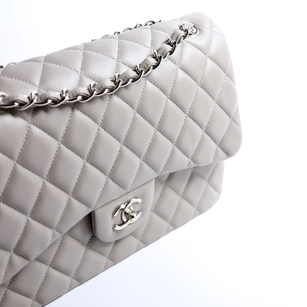 Classic Flap Jumbo Lambskin 25-28M Gray/Silver
