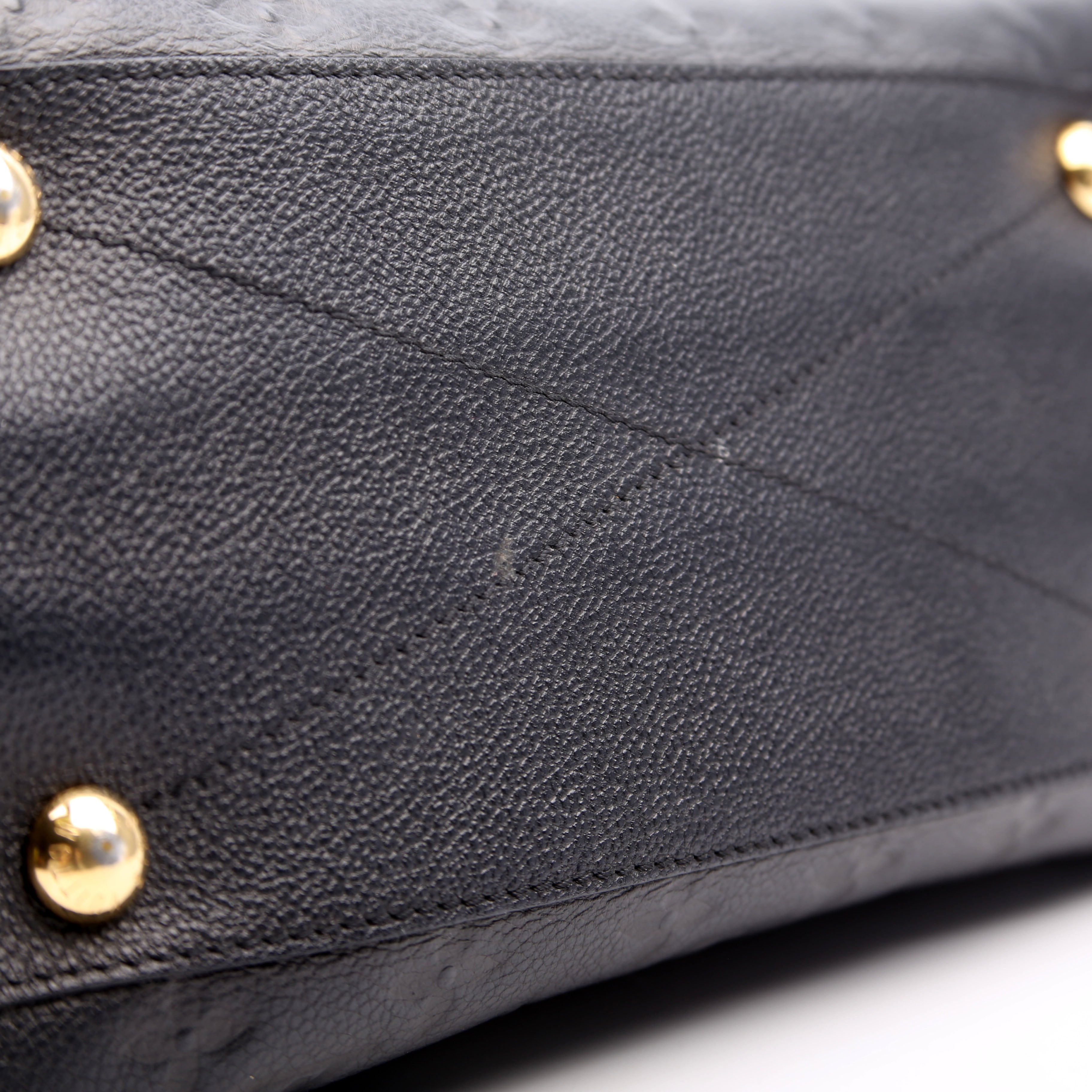 Montaigne MM Empriente Black