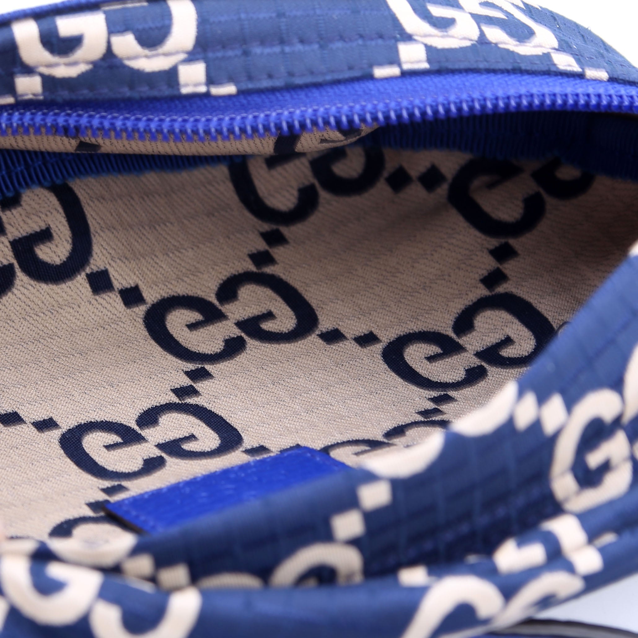 Gucci 767934 Ripstop Nylon Belt Bag Blue
