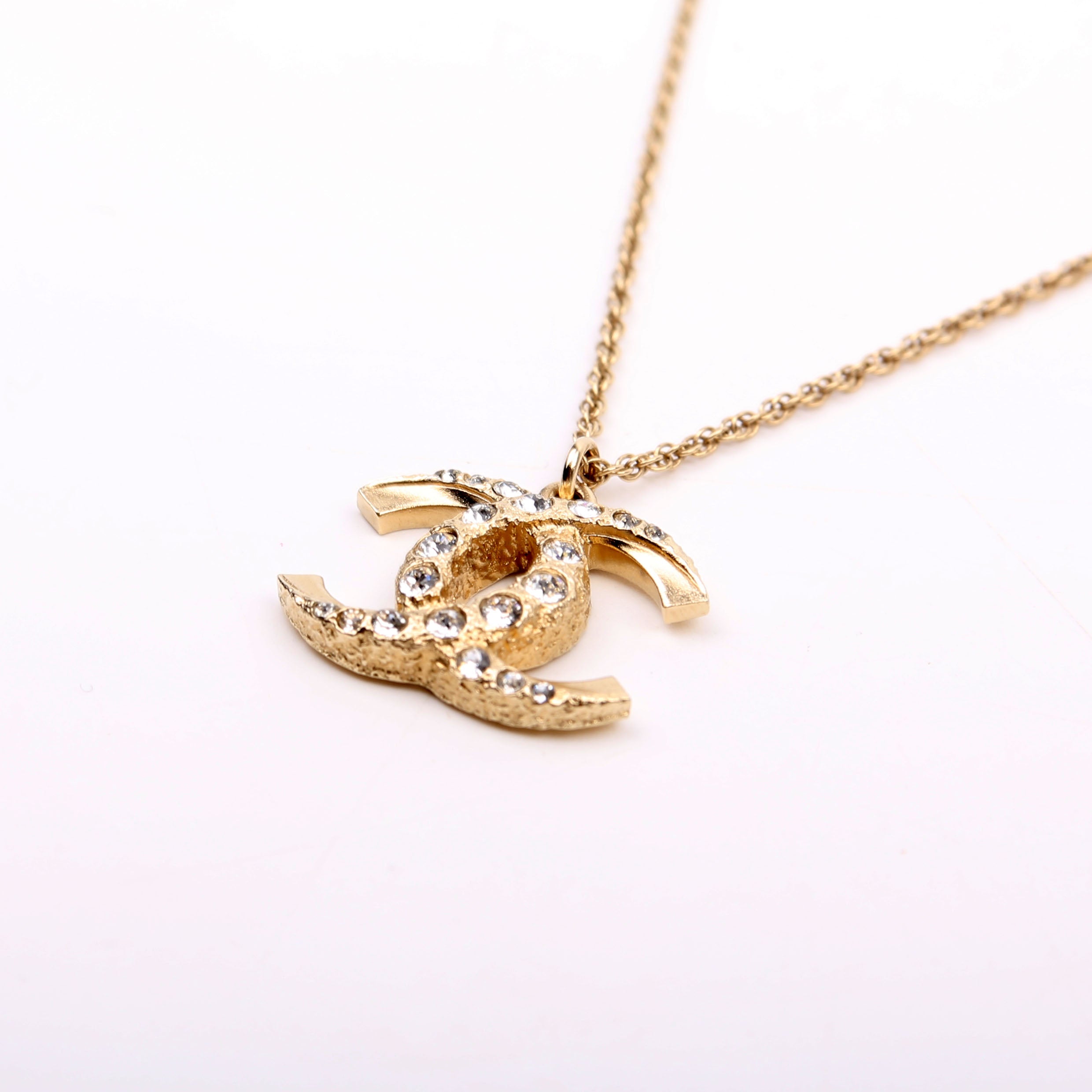 CC Crystal Pendant Necklace Gold