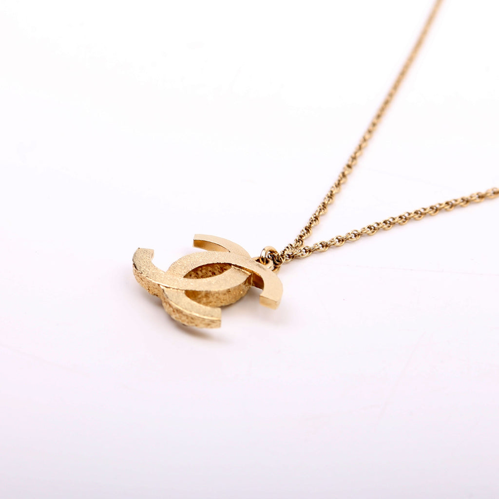 CC Crystal Pendant Necklace Gold