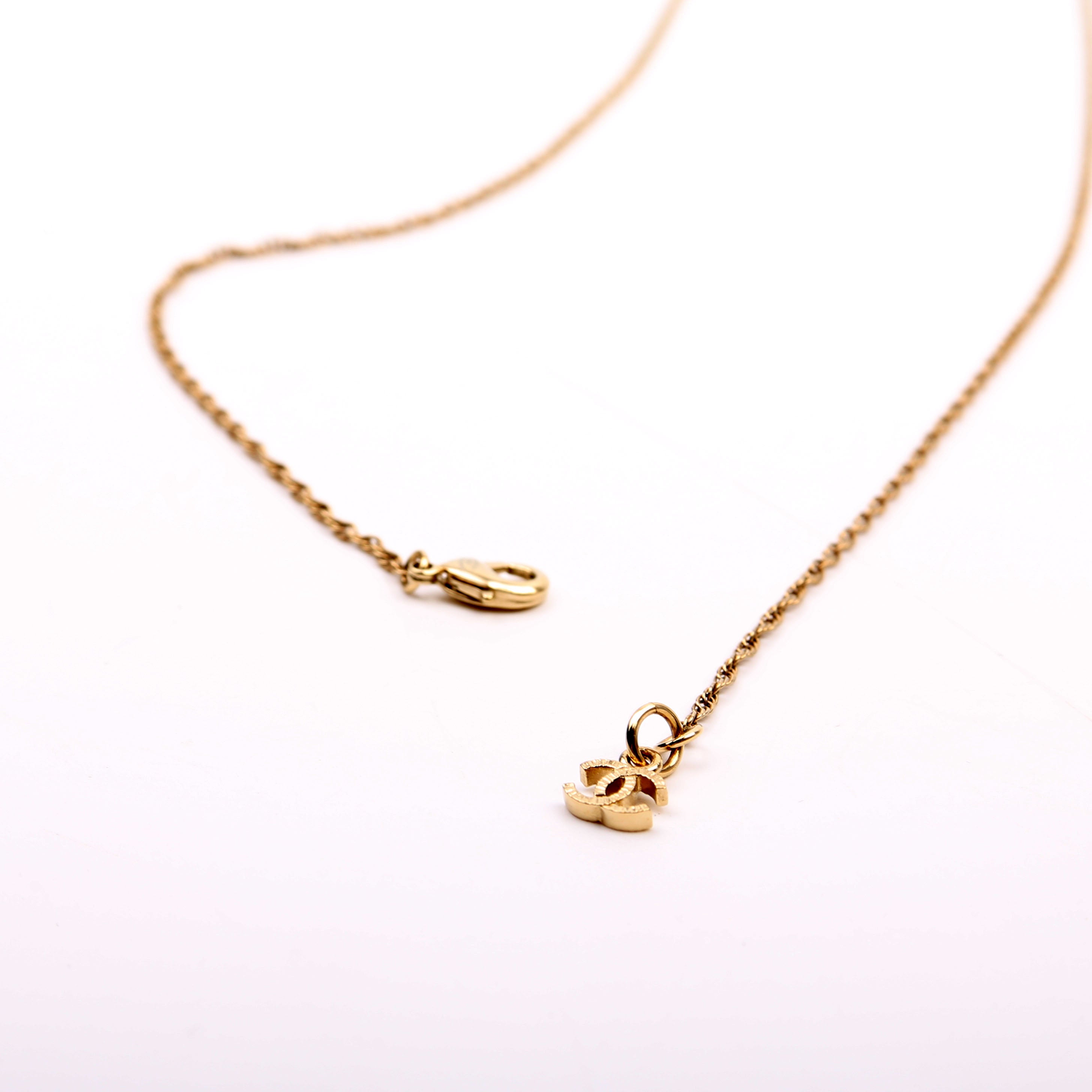 CC Crystal Pendant Necklace Gold