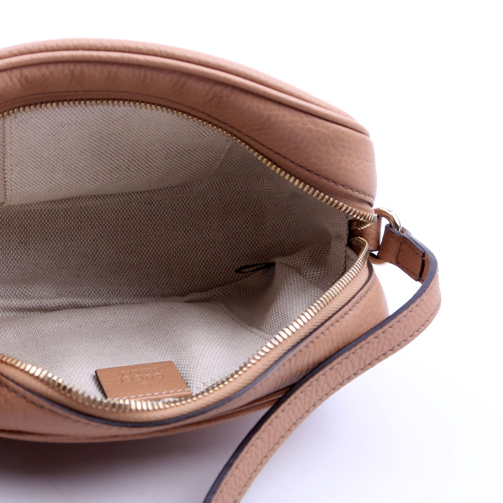 308364 Soho Disco Crossbody Tan