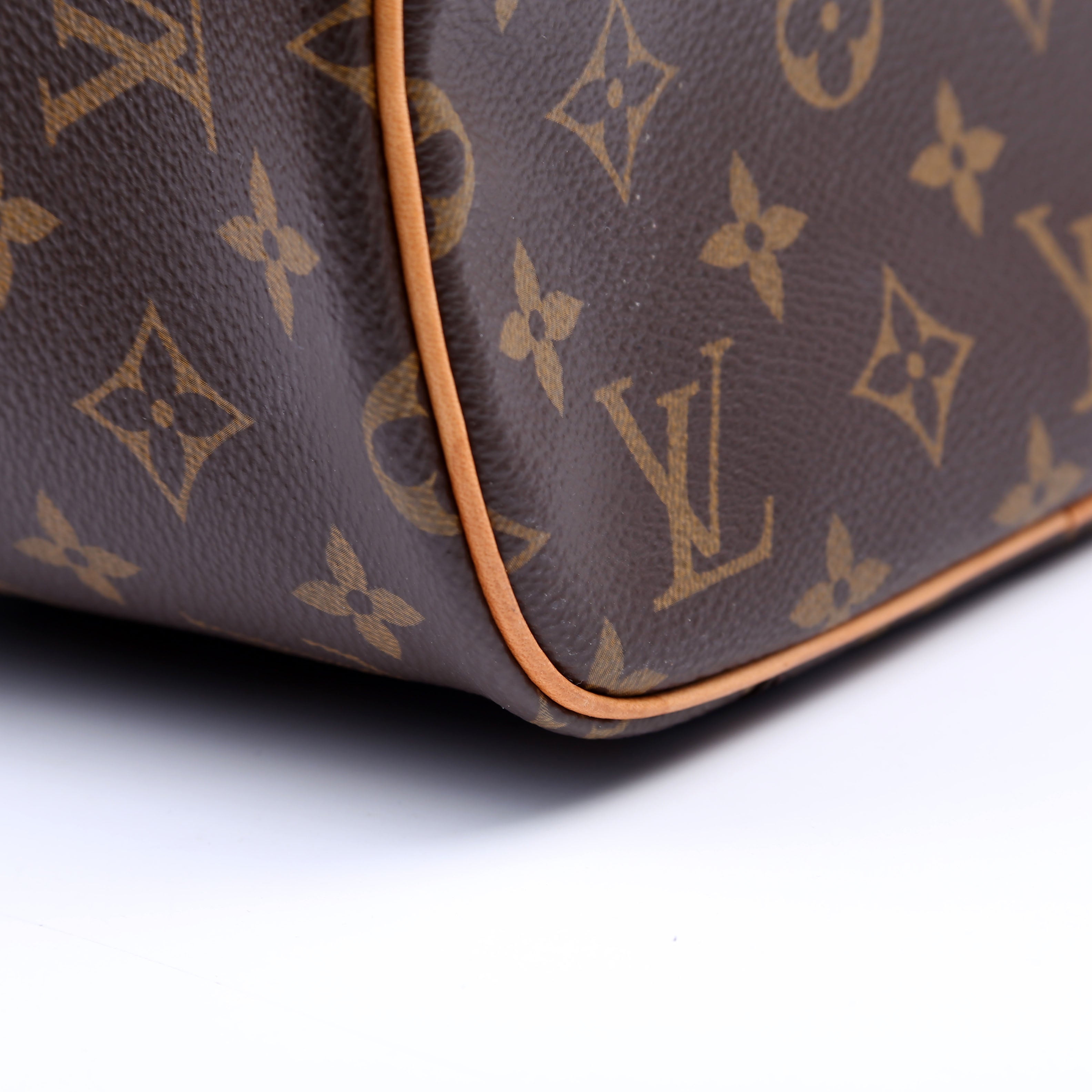 Nice BB Cosmetic Monogram
