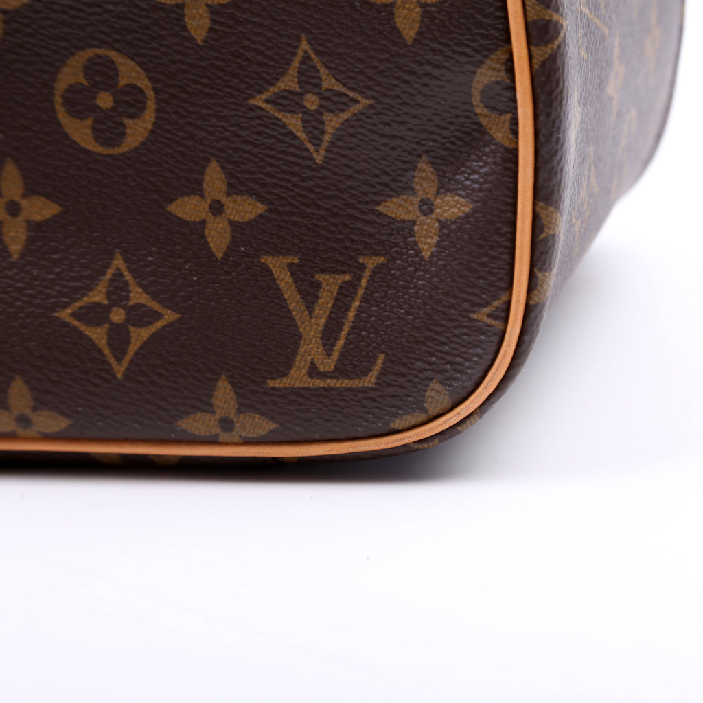 Nice BB Cosmetic Monogram