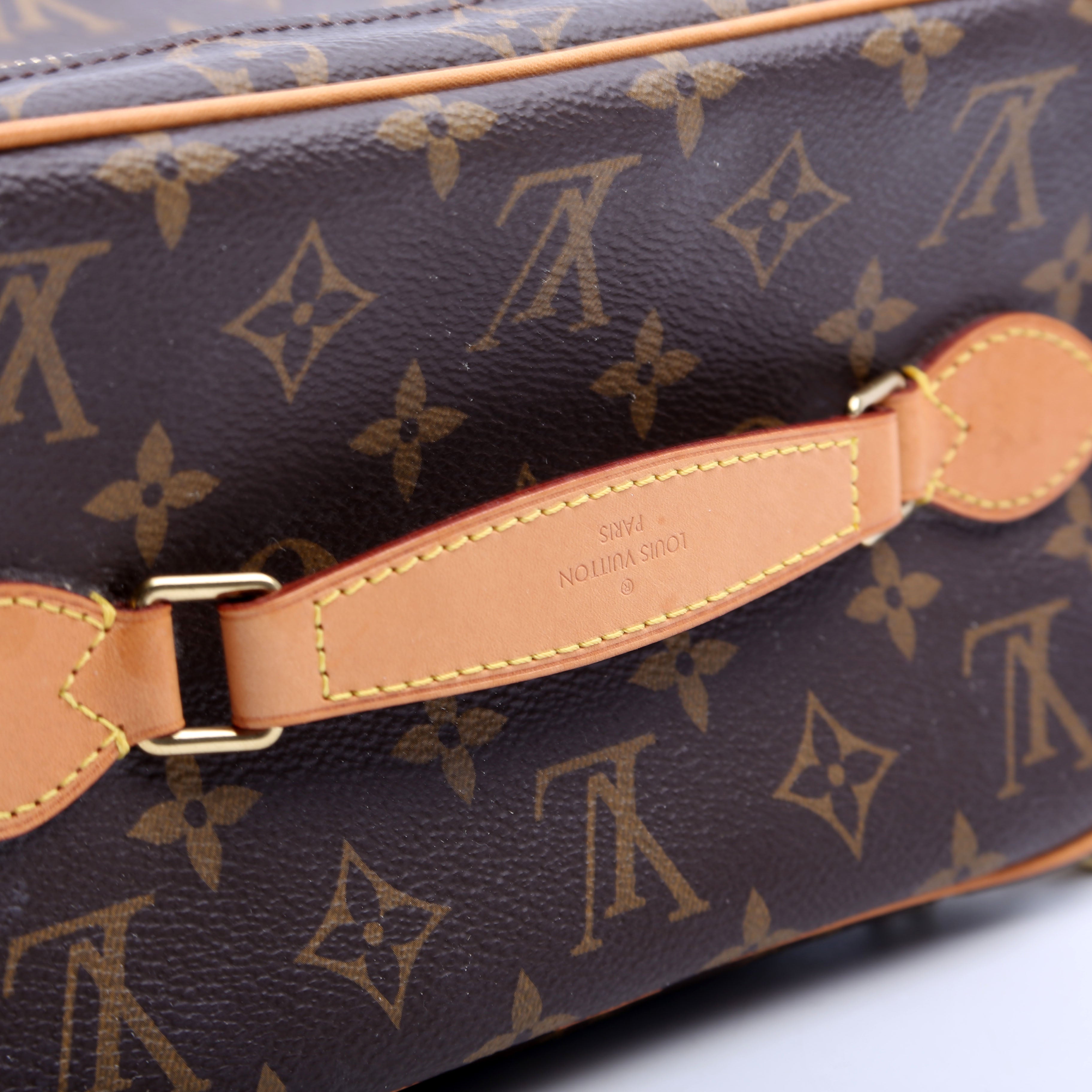 Nice BB Cosmetic Monogram