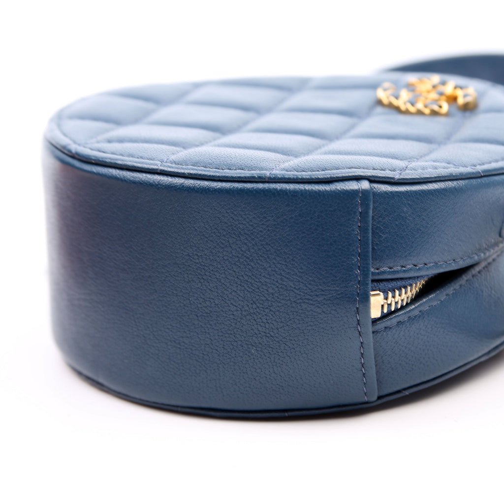 Infinity Round Clutch With Chain Quilted Lambskin 28M Blue