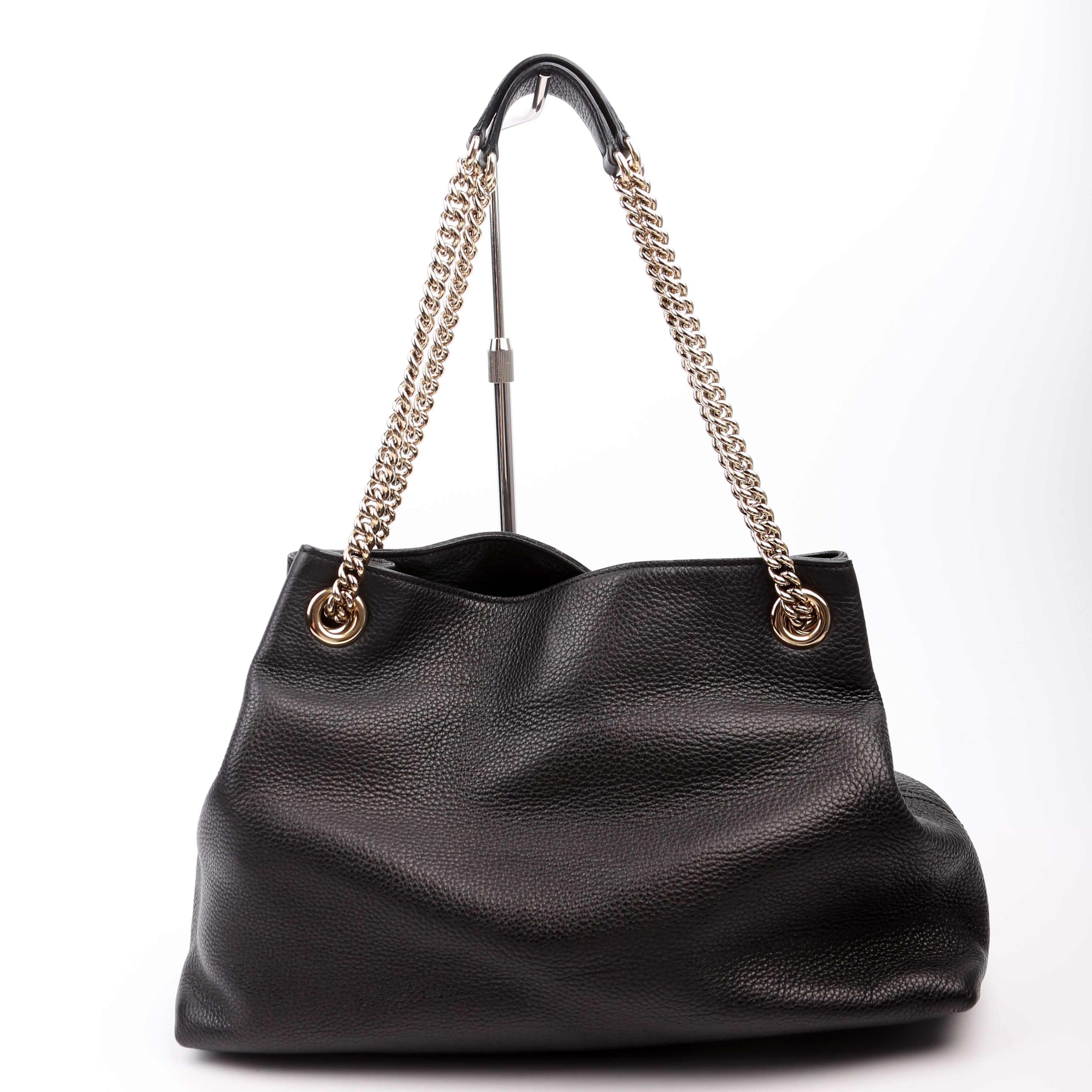 308982 Soho Leather Shoulder Medium Black