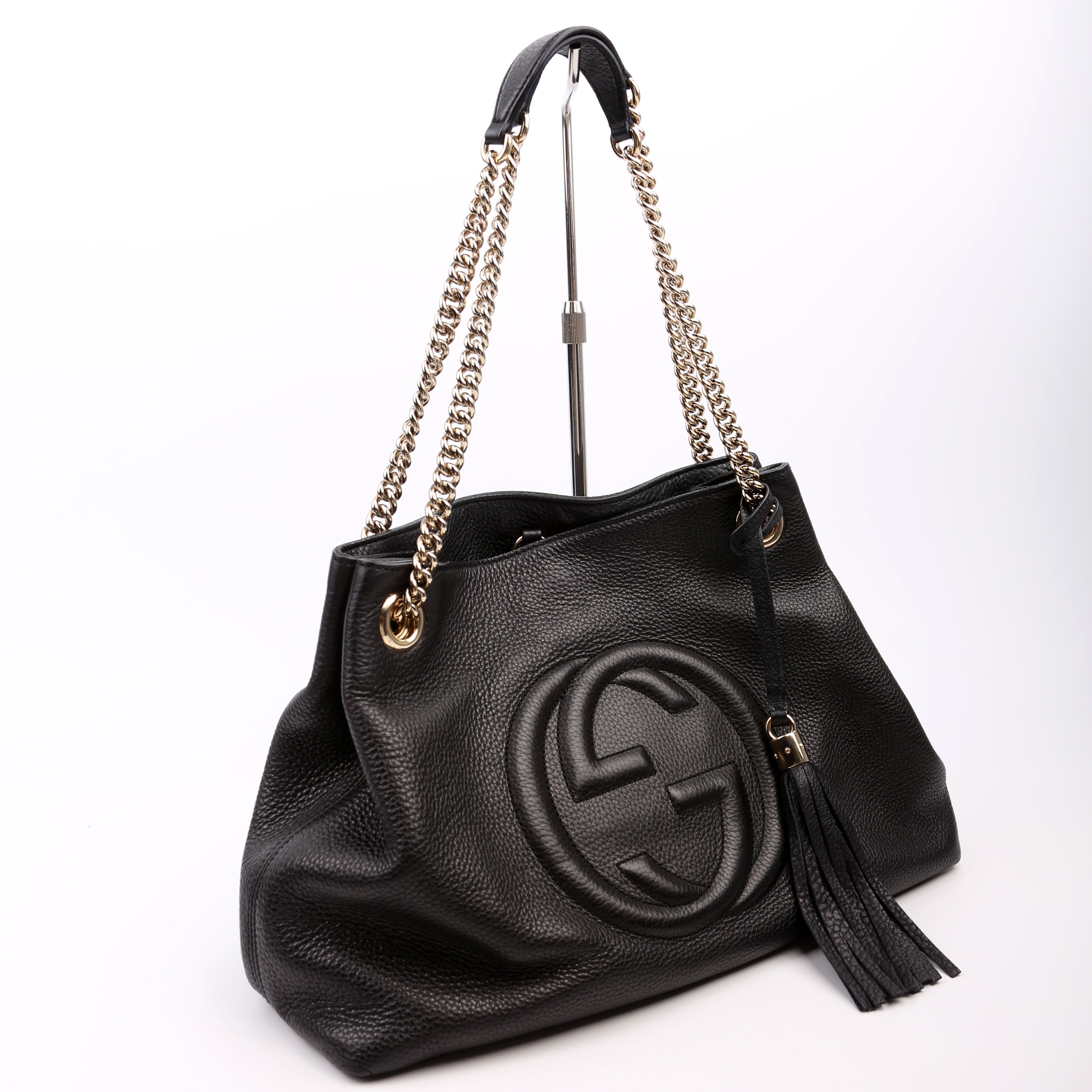 308982 Soho Leather Shoulder Medium Black