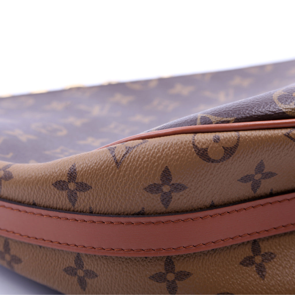 Loop Hobo Reverse Monogram