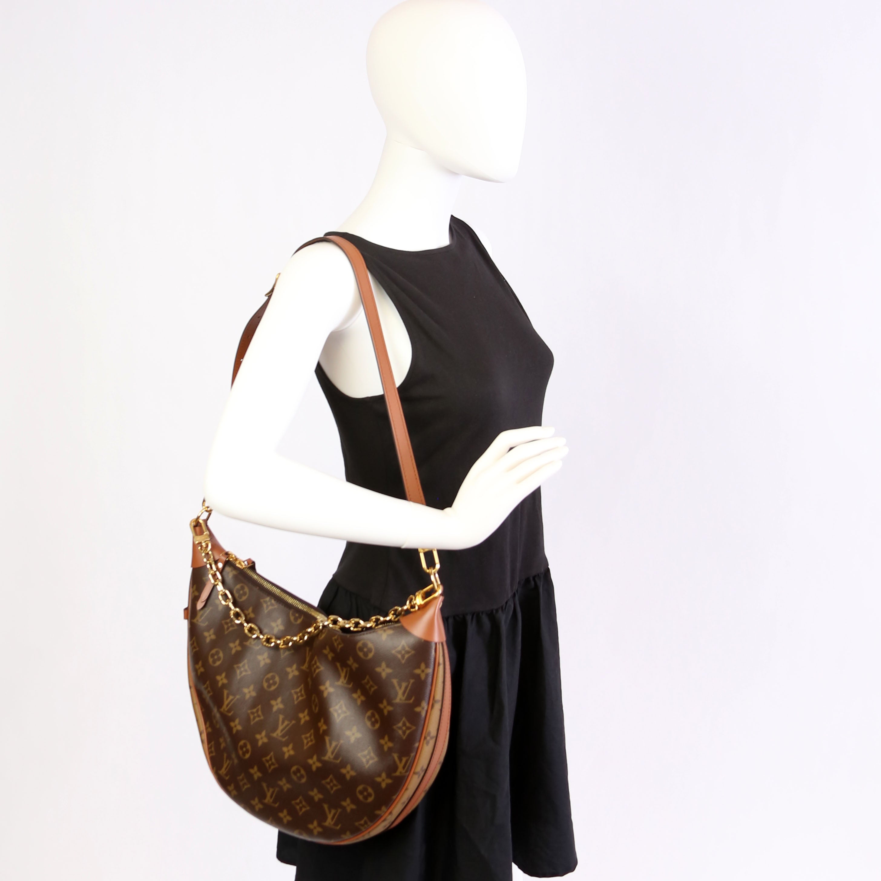 Loop Hobo Reverse Monogram