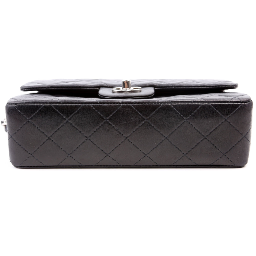 Classic Flap Small Lambskin 00-0M Black