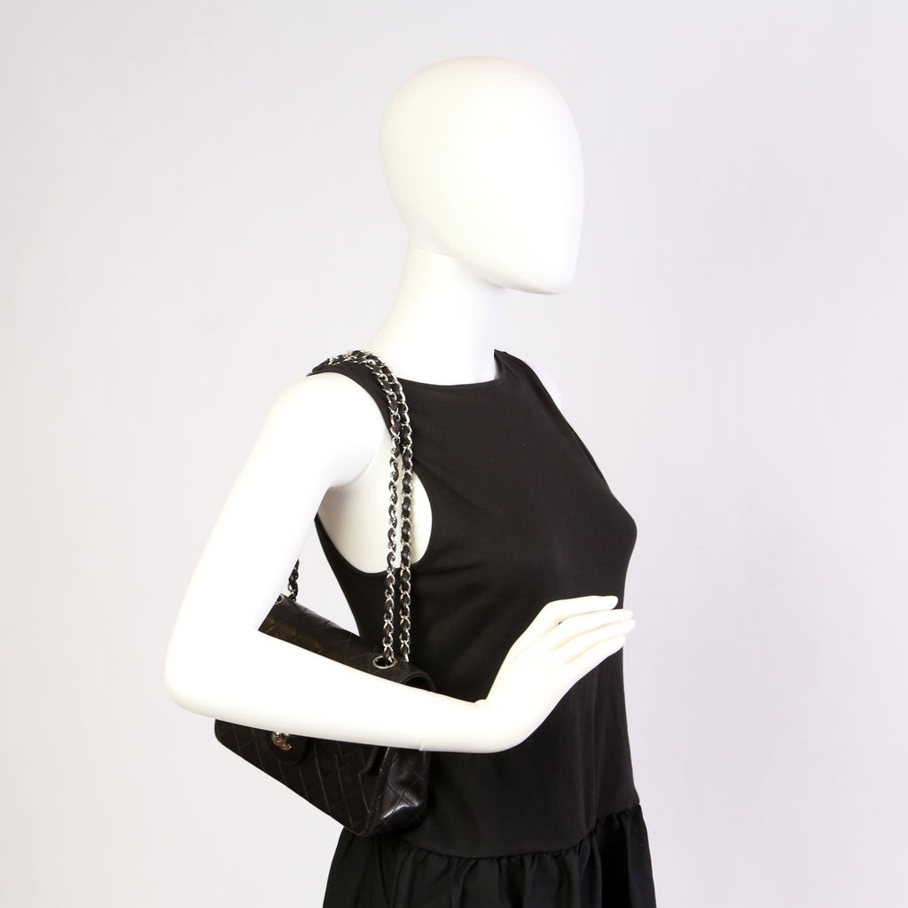 Classic Flap Small Lambskin 00-0M Black