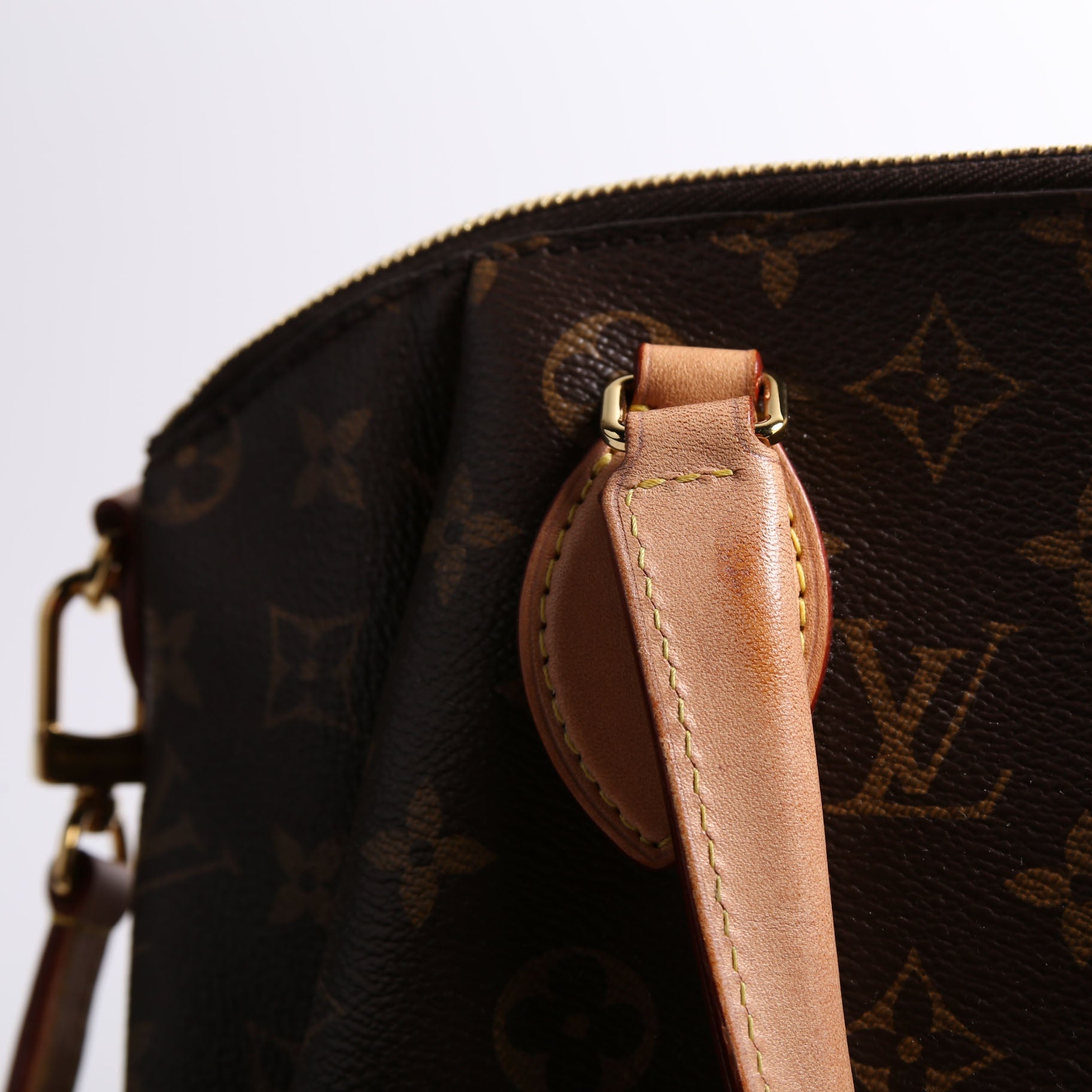 Rivoli NM MM Monogram