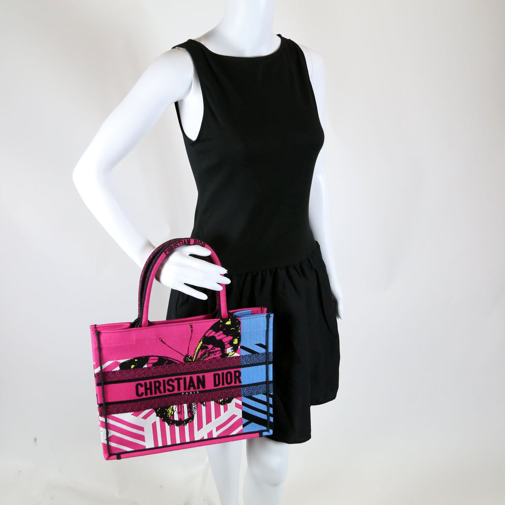Dior Book Tote Medium Embroidered Jungle Pop