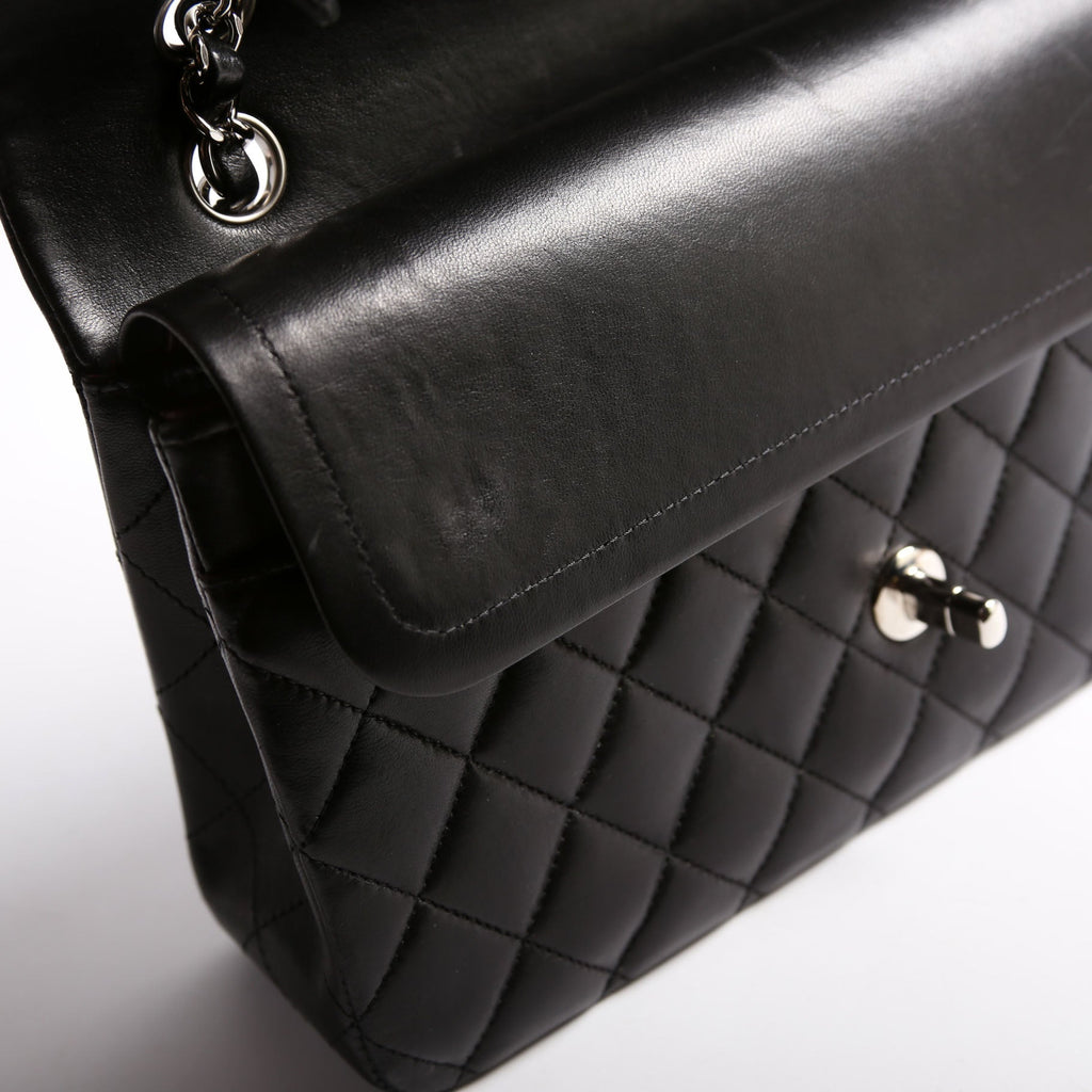 Classic Flap Medium Lambskin 17-20M Black