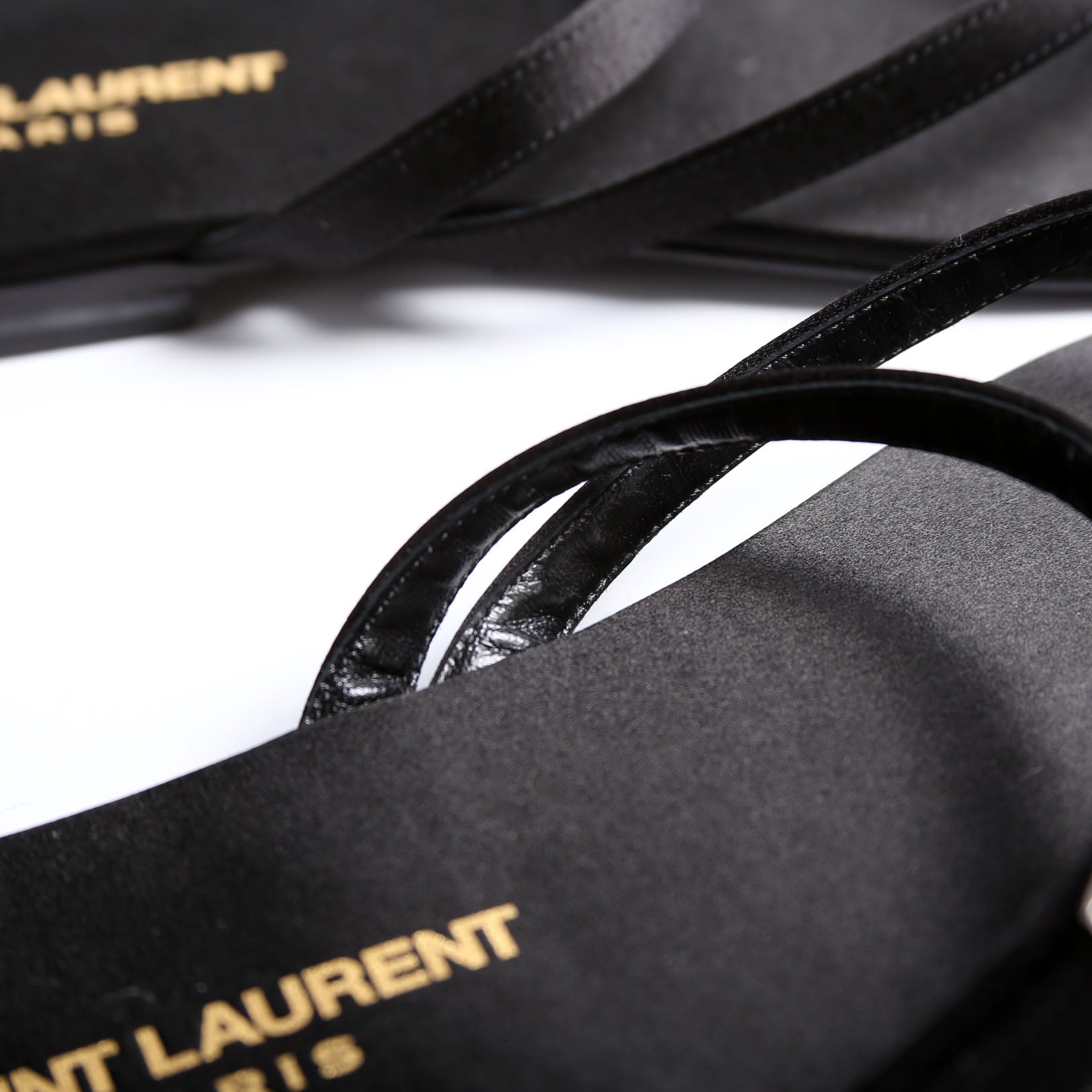 Laszlo Satin Crepe Sandals Size 39 Black