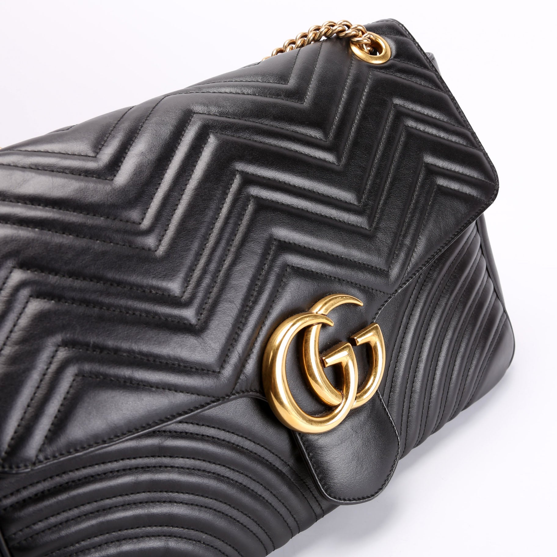 498090 Marmont Large Black