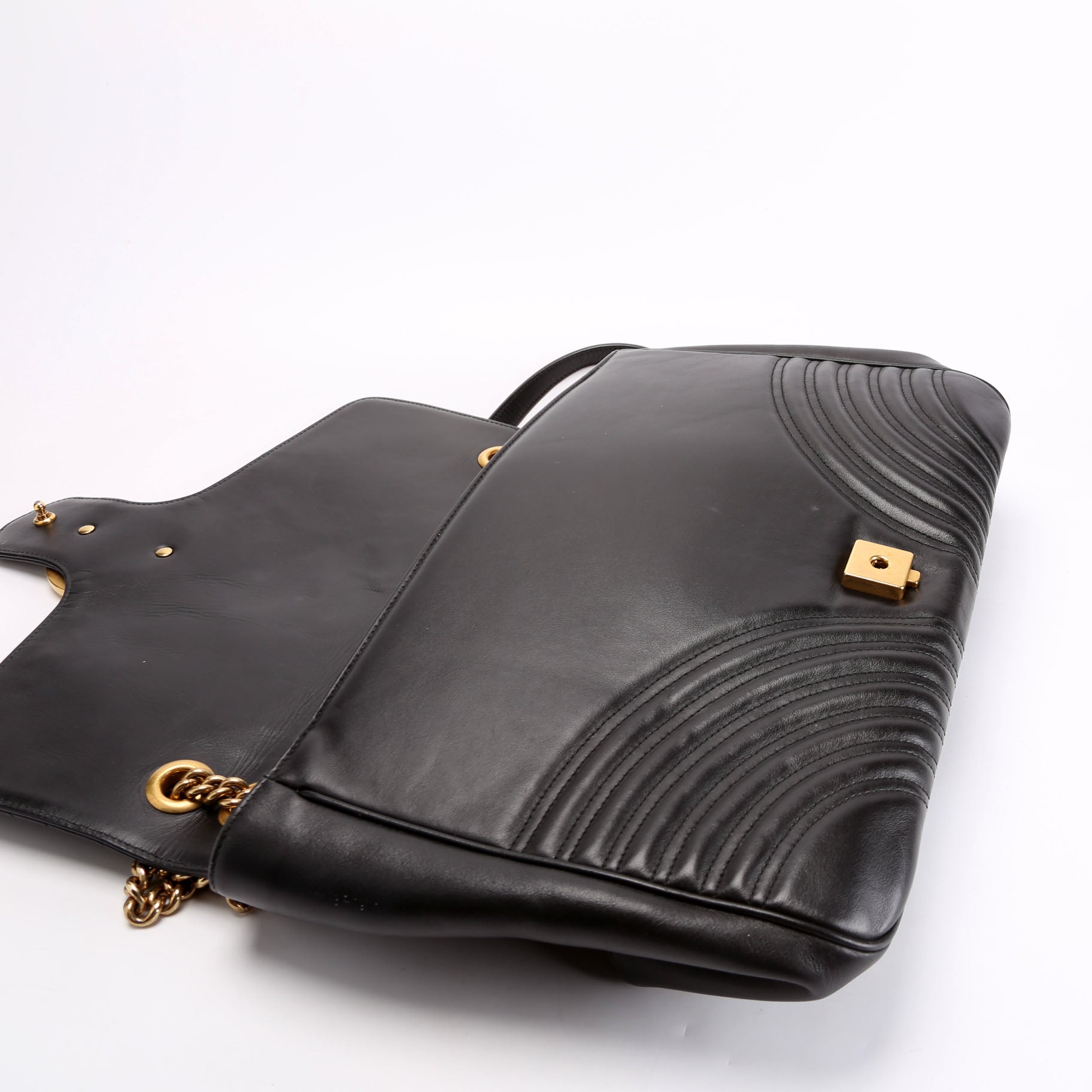 498090 Marmont Large Black