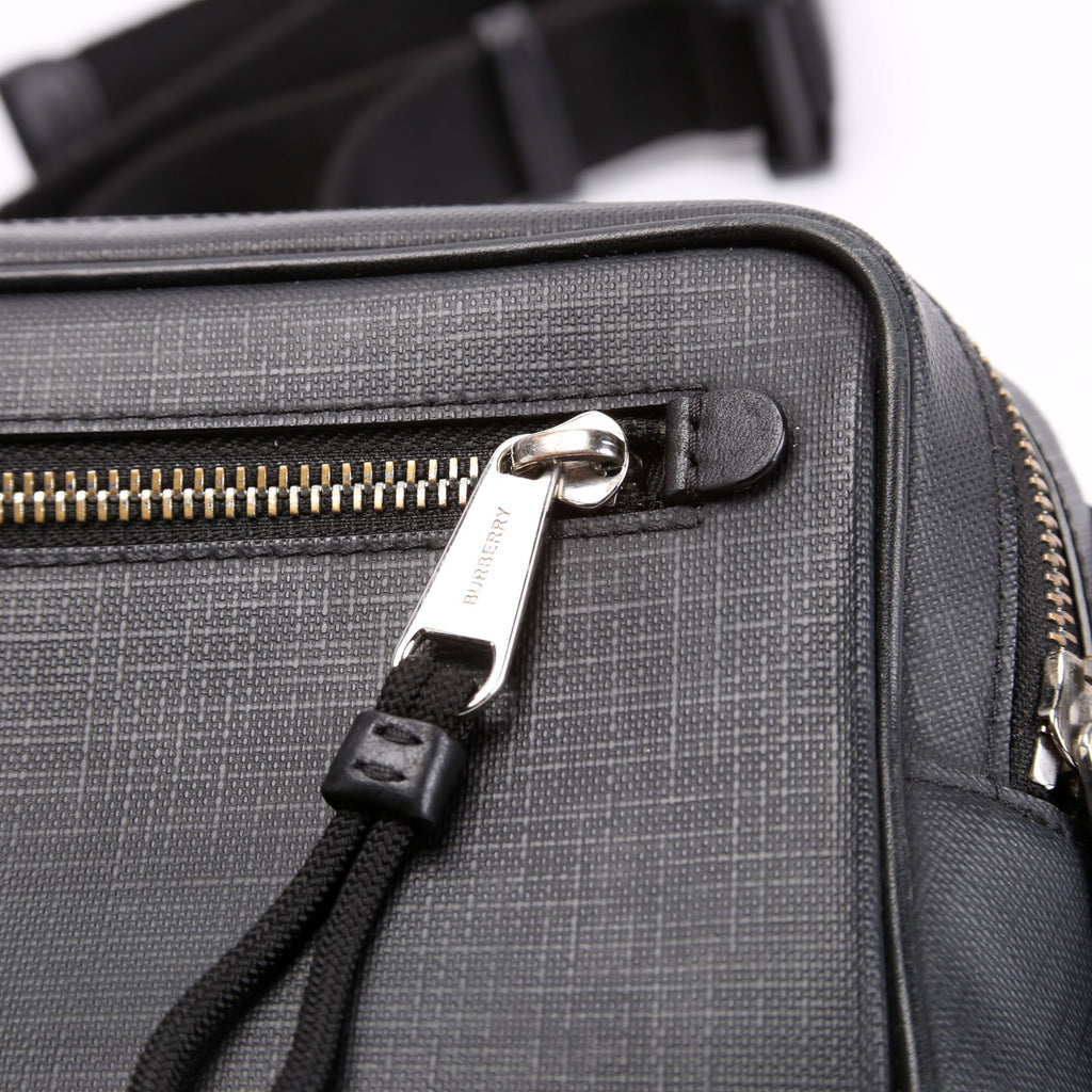 8017717 London Check Bumbag Black