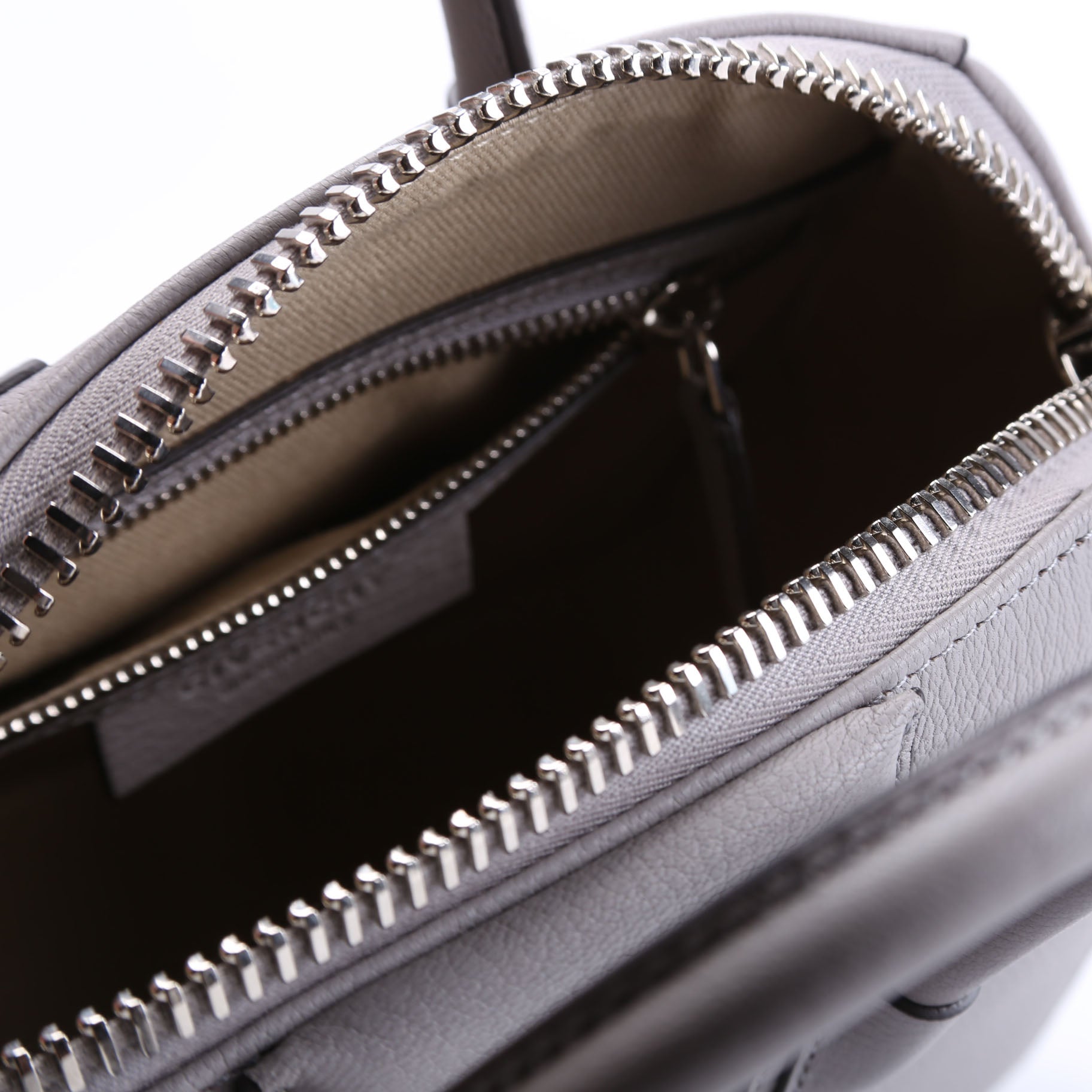 Antigona Satchel Mini Gray
