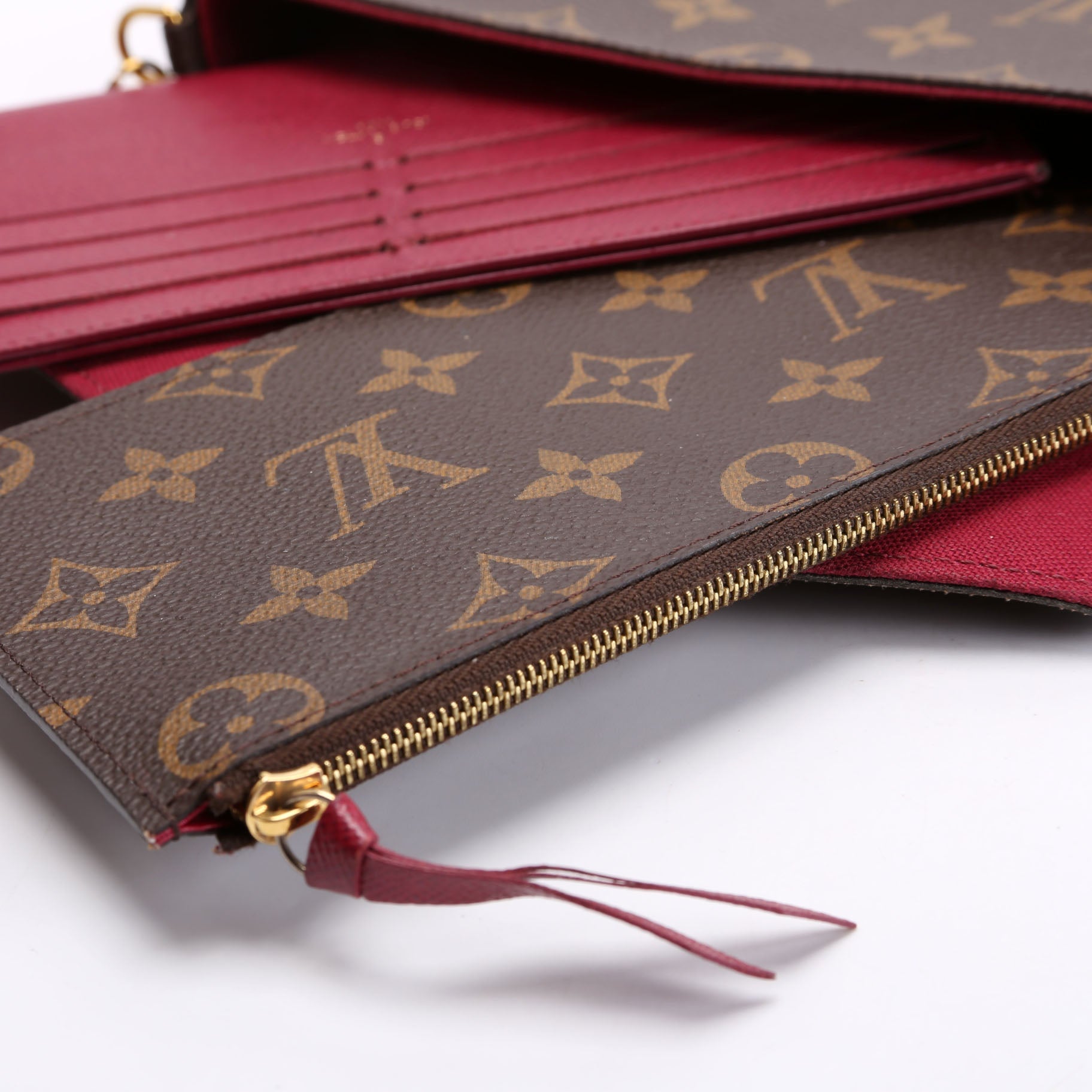 Pochette Felicie Monogram