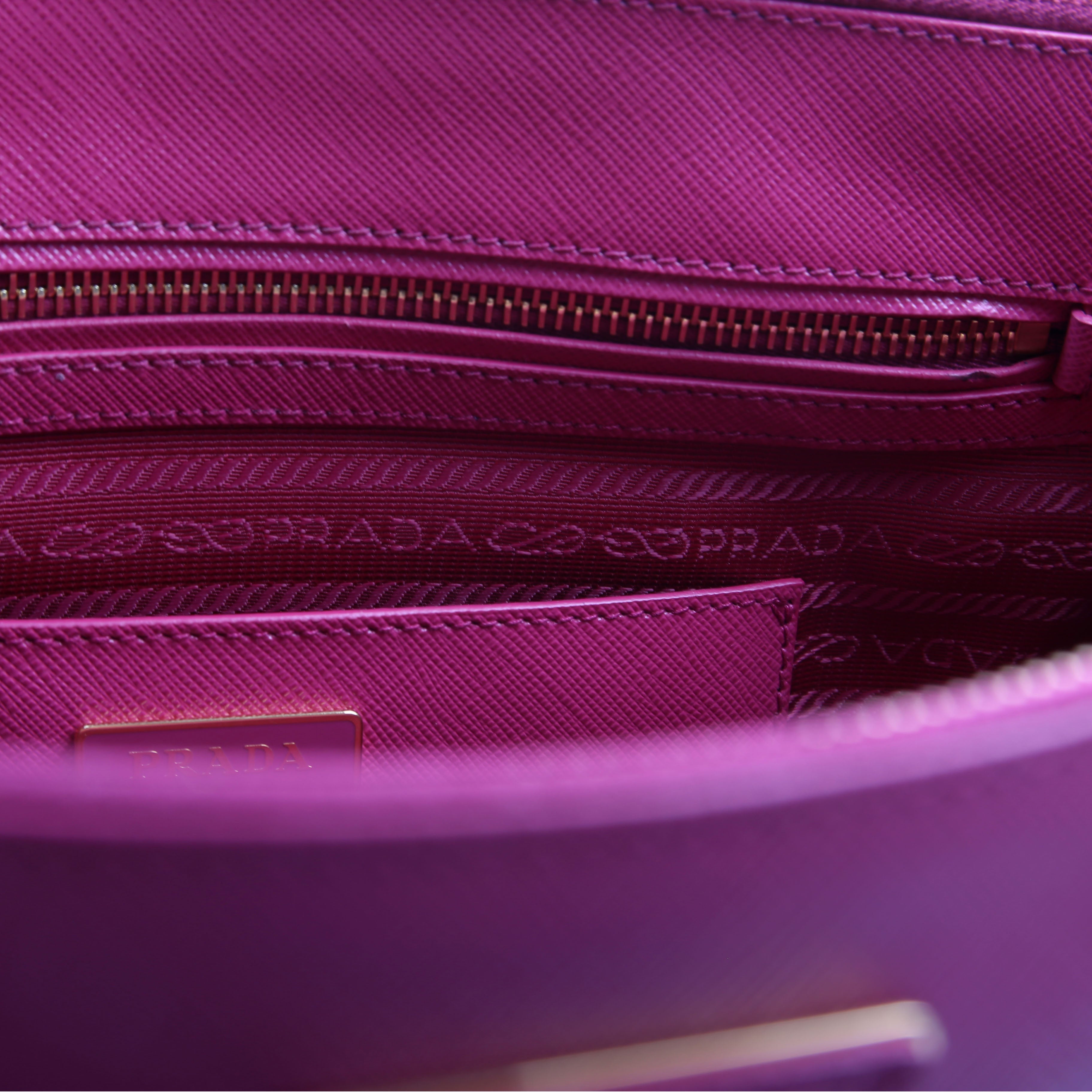 Saffiano Lux Medium Galleria Pink