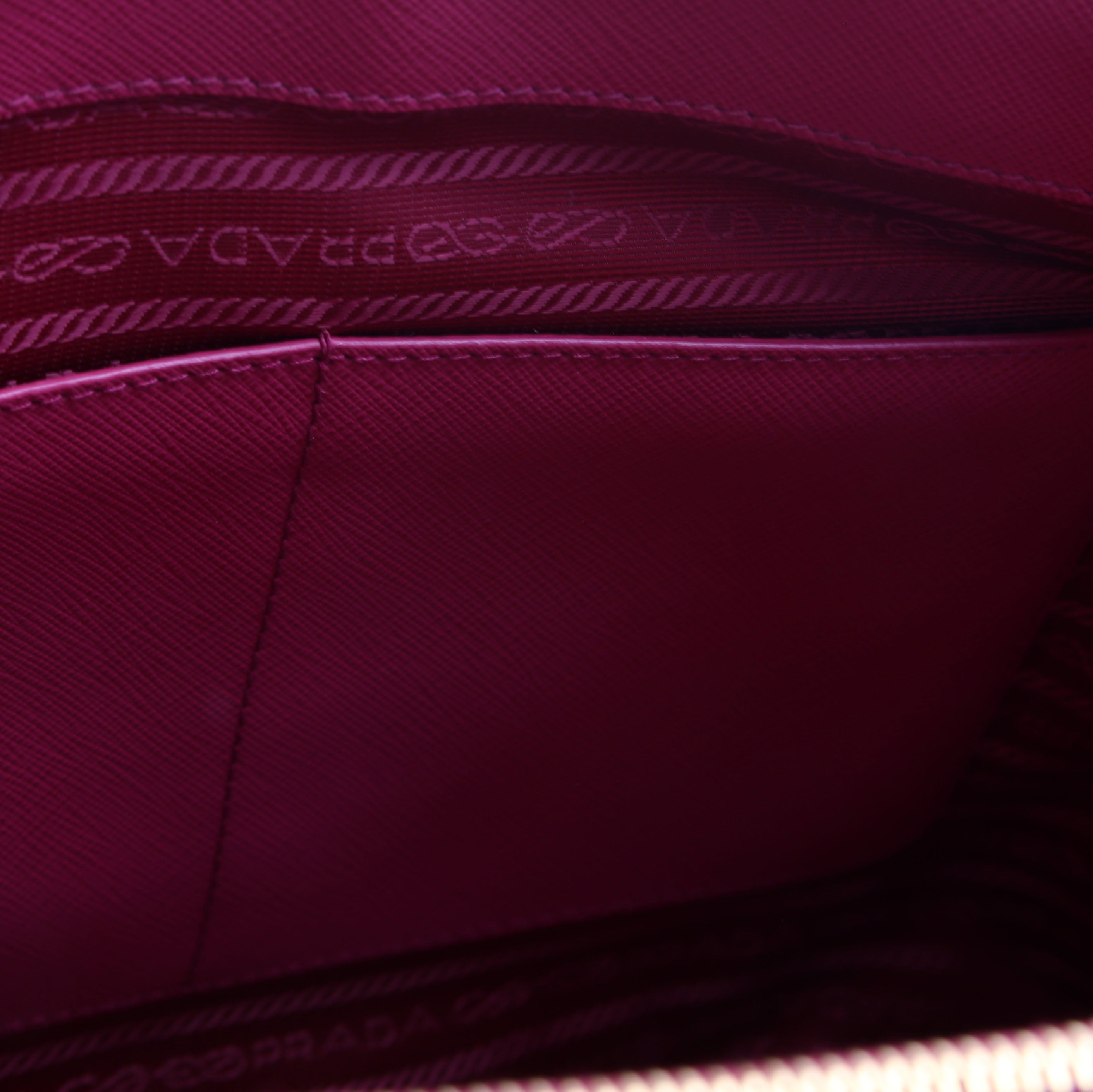 Saffiano Lux Medium Galleria Pink