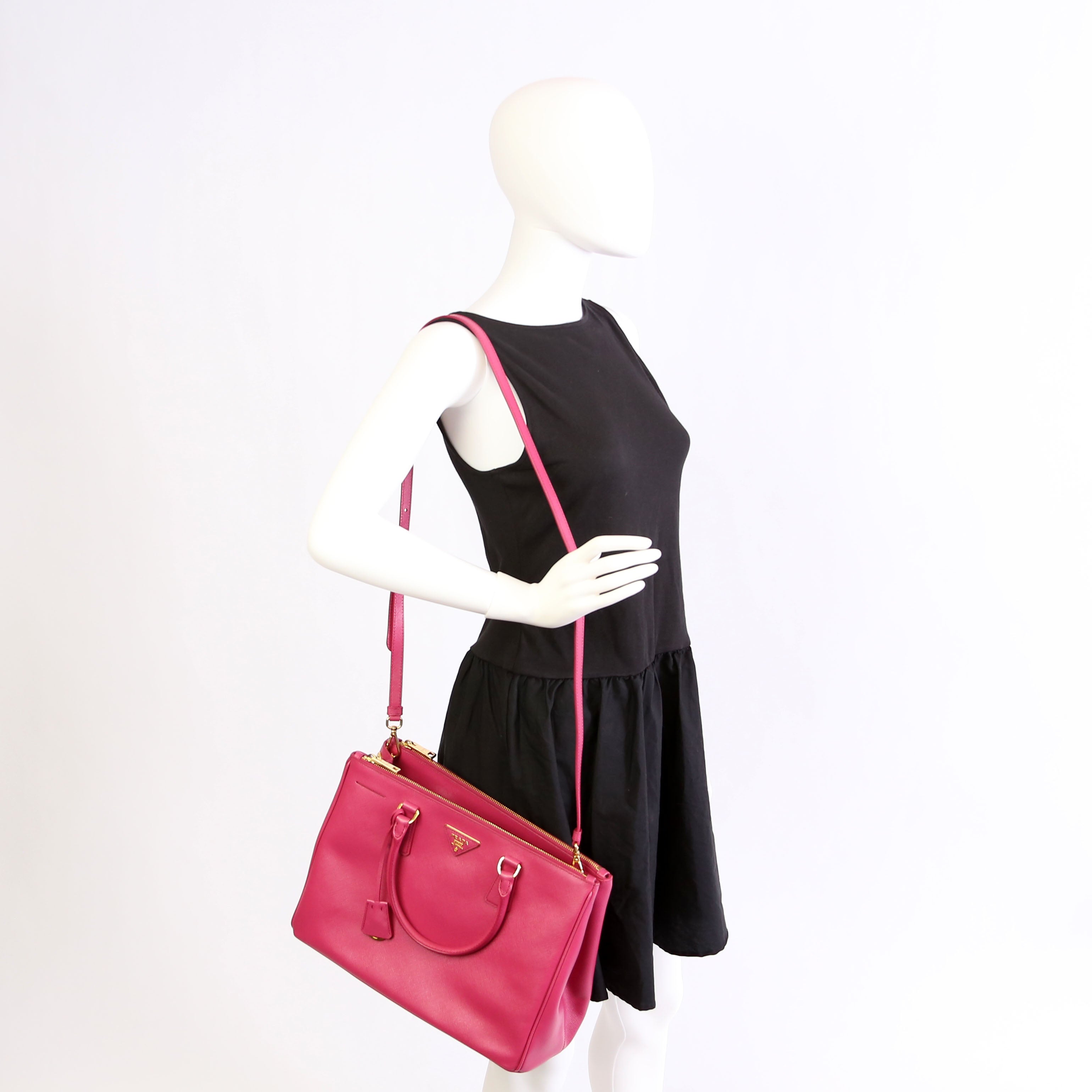Saffiano Lux Medium Galleria Pink