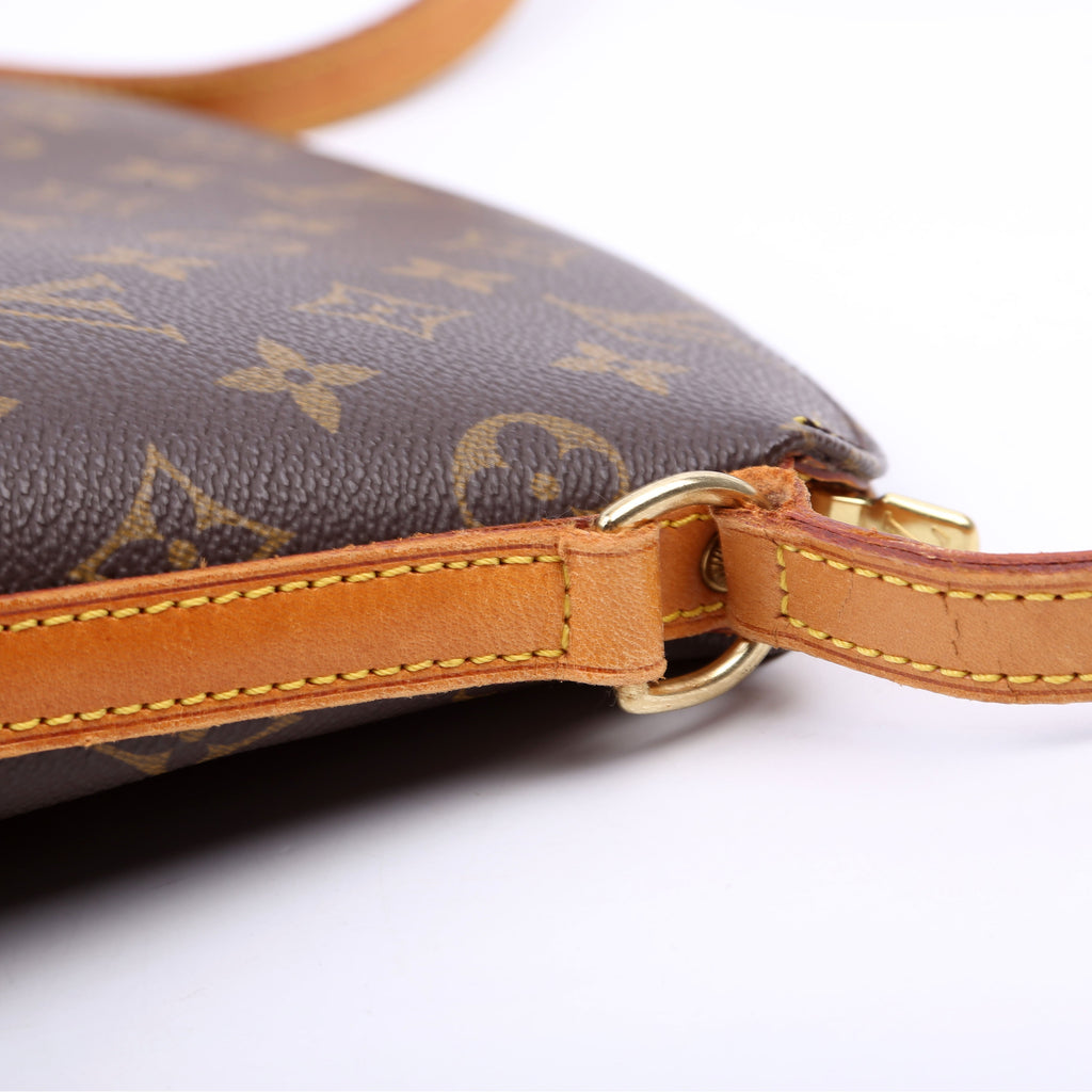 Drouot Monogram