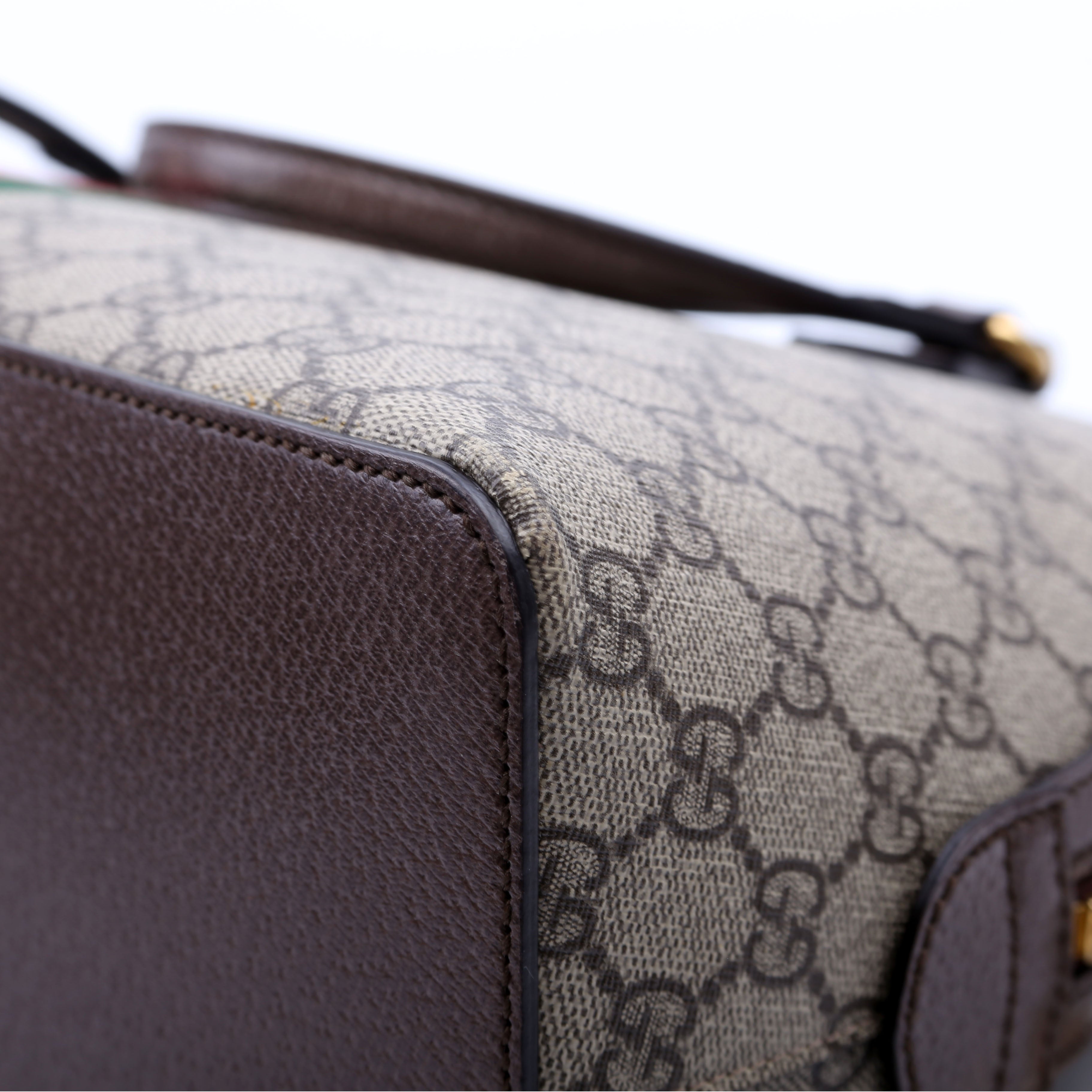 524533 Ophidia Medium Top Handle