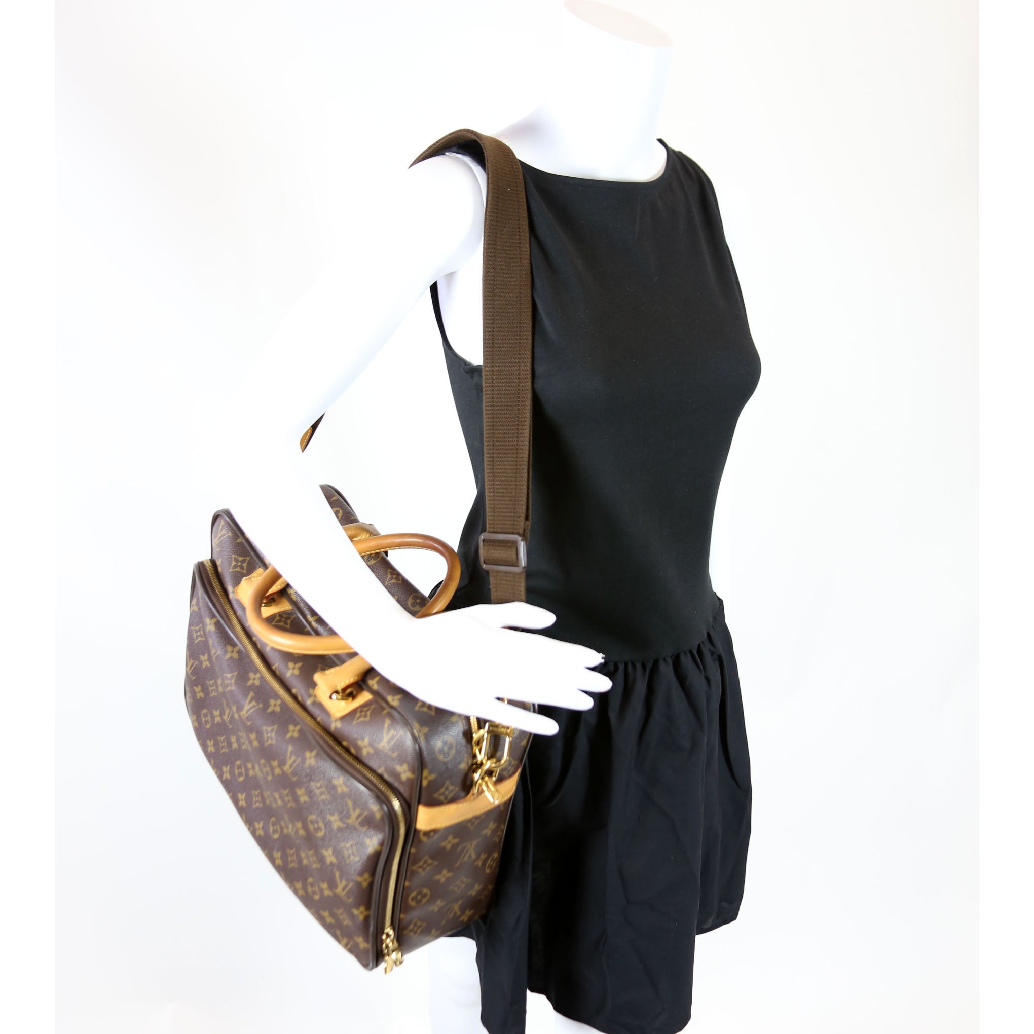 Icare Messenger Bag Monogram