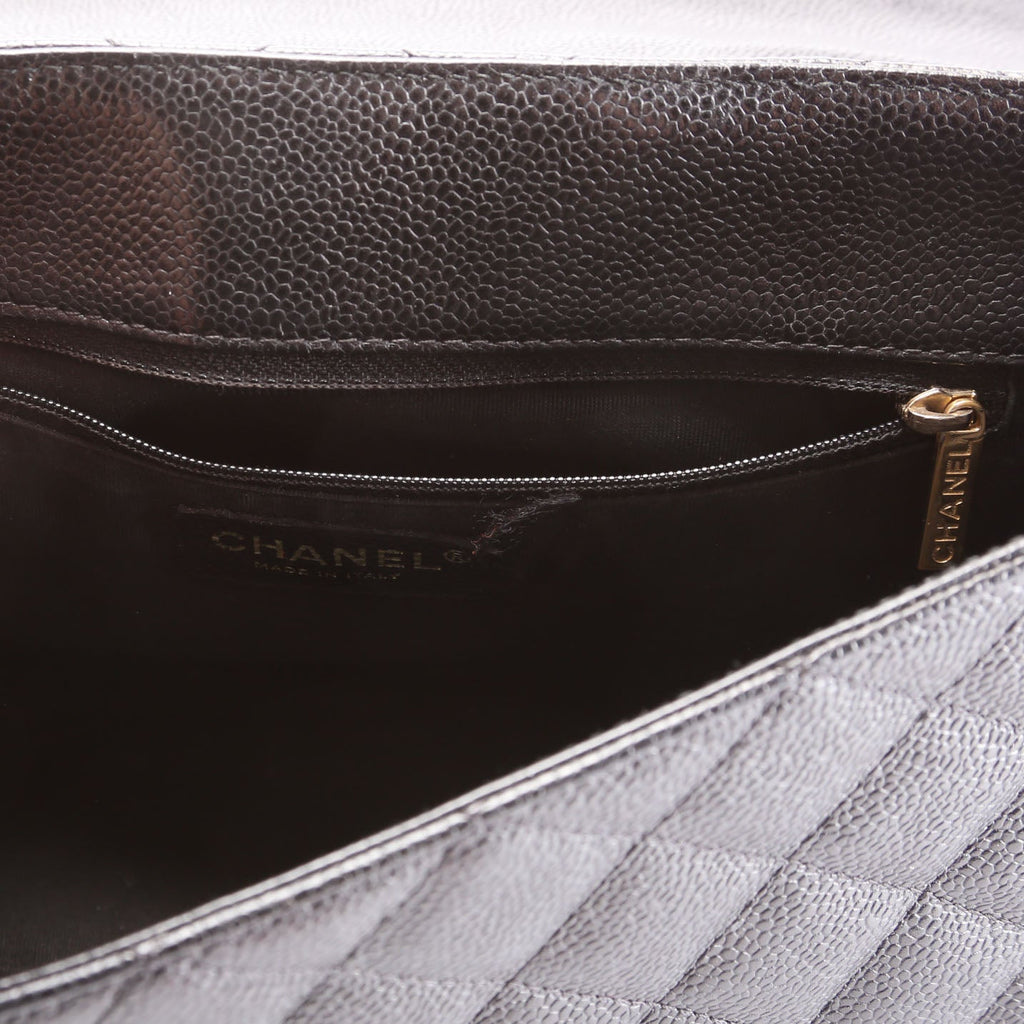 Timeless CC Medium Chain Flap Quilted Caviar 8M Black