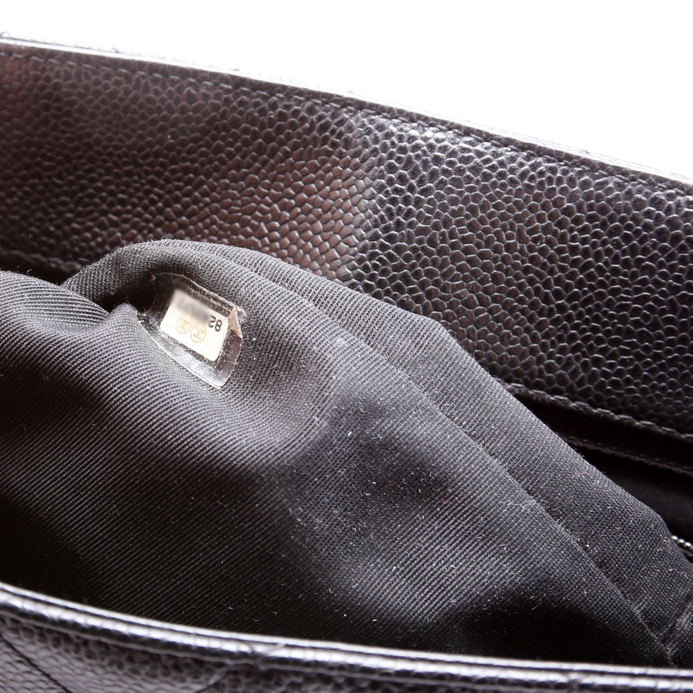Timeless CC Medium Chain Flap Quilted Caviar 8M Black