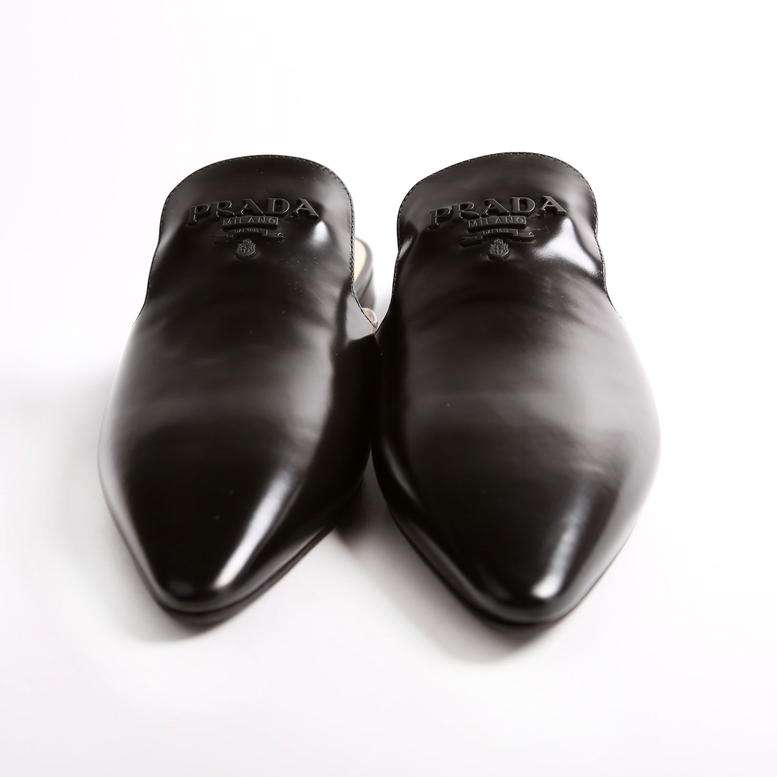 Logo Pointed Toe Mules Size 40 Black