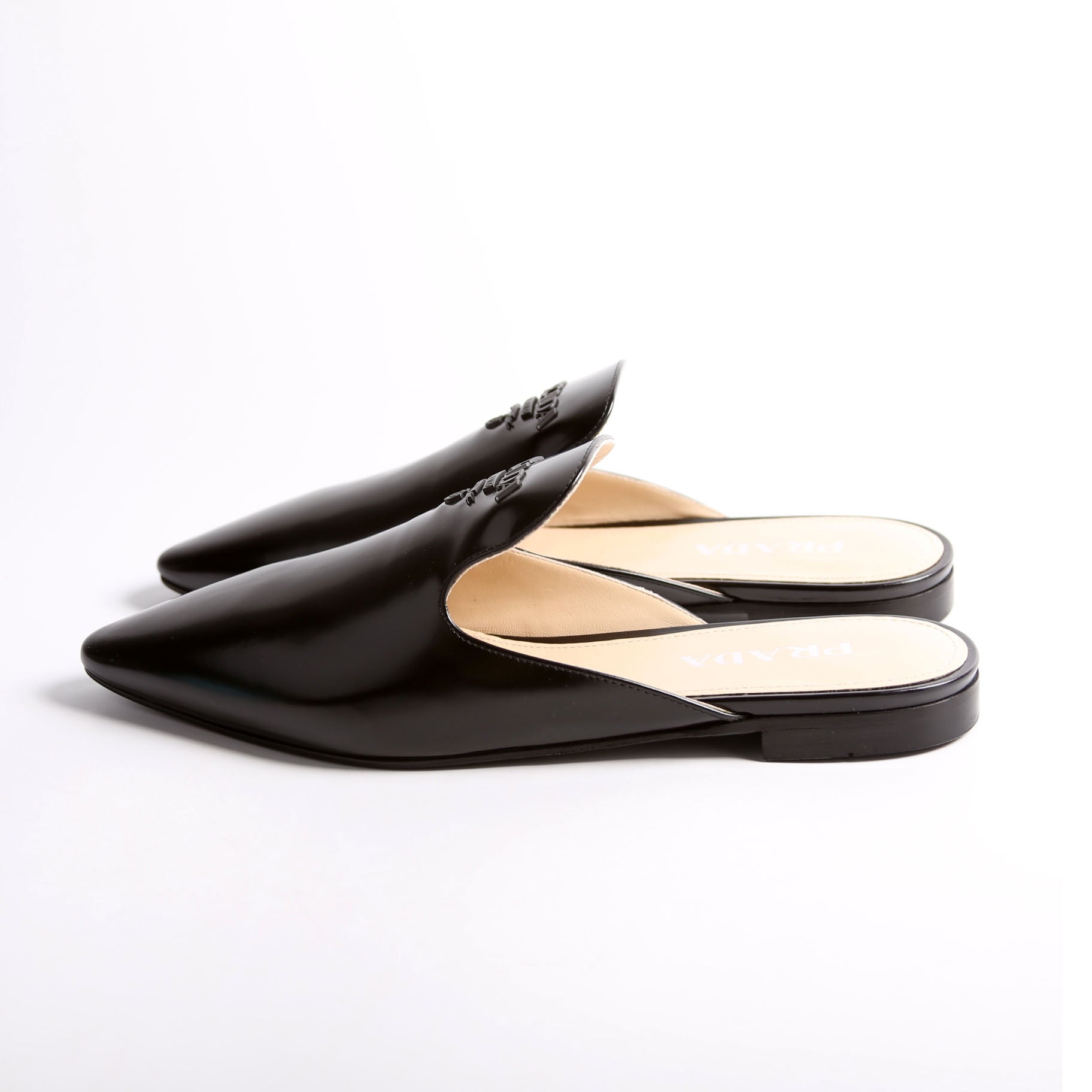 Logo Pointed Toe Mules Size 40 Black