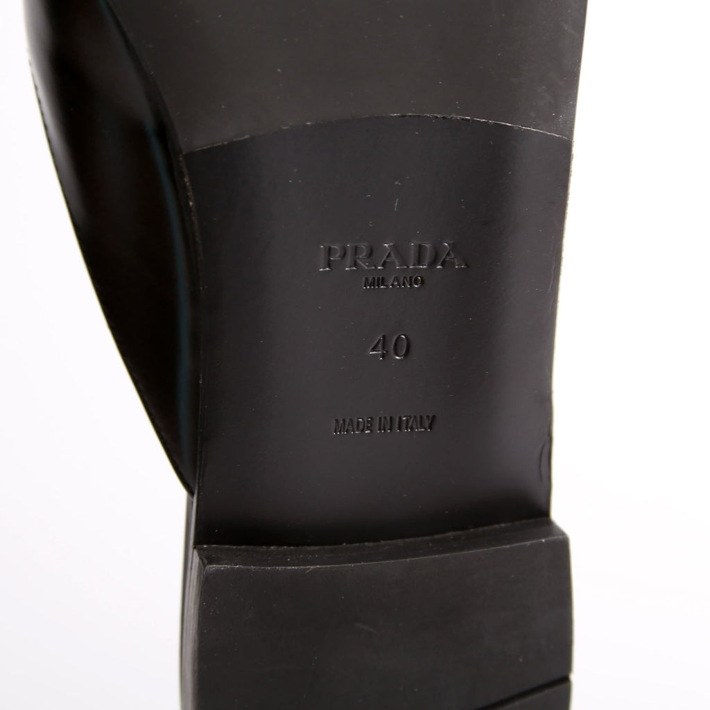 Logo Pointed Toe Mules Size 40 Black