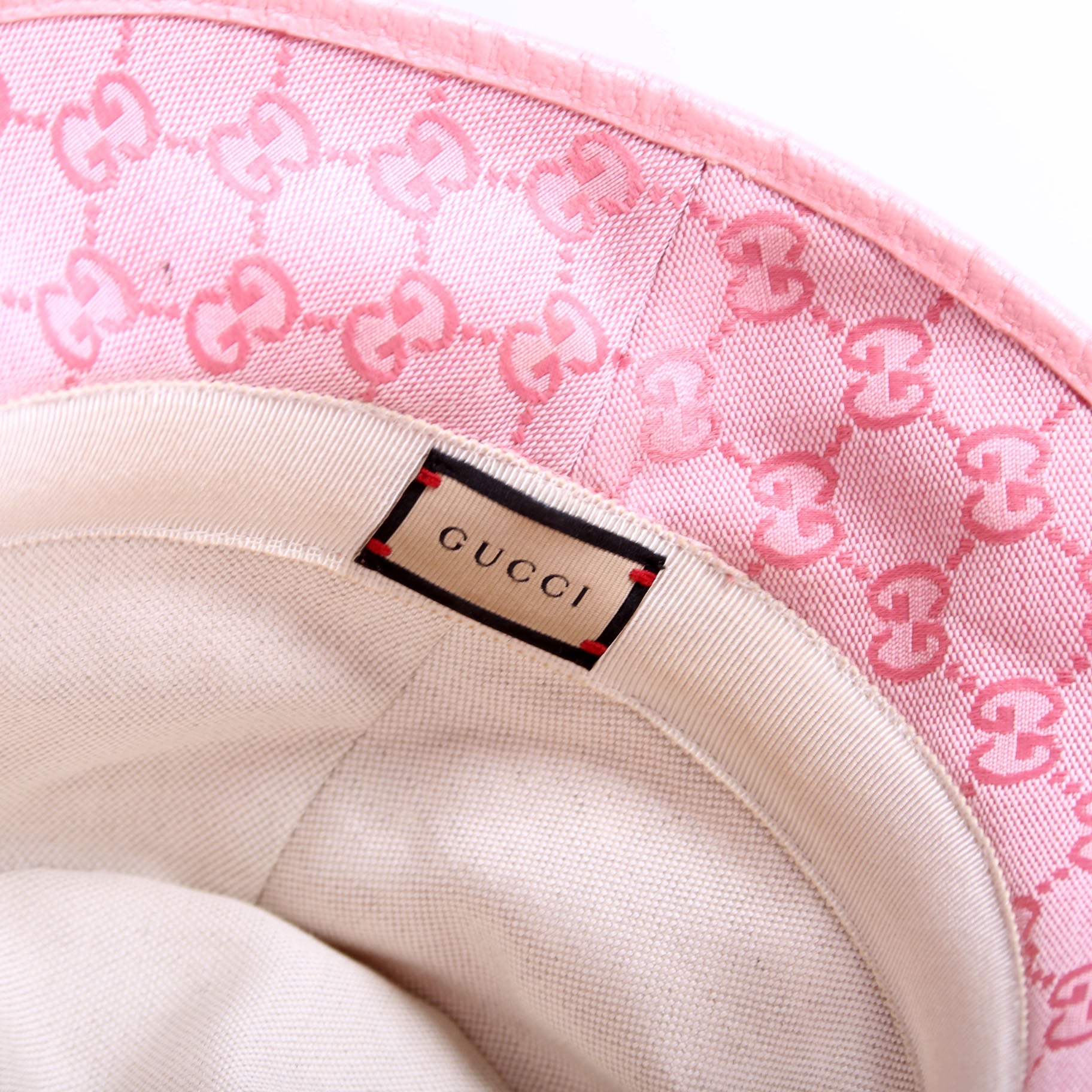 748476 GG Canvas Bucket Size Large