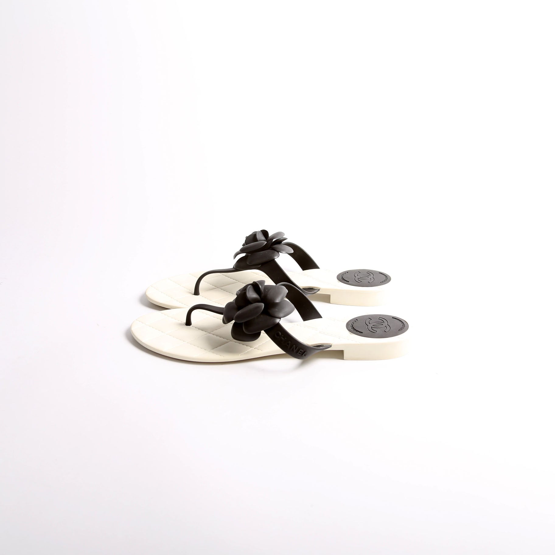 Camellia Flower Rubber Flip Flops Size 42 White/Black