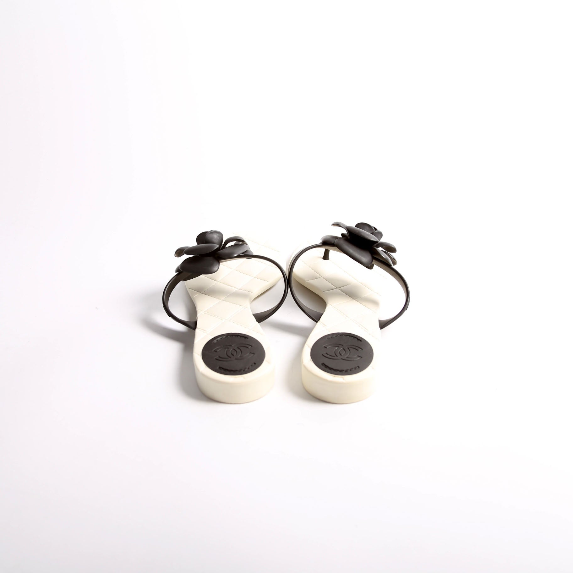 Camellia Flower Rubber Flip Flops Size 42 White/Black
