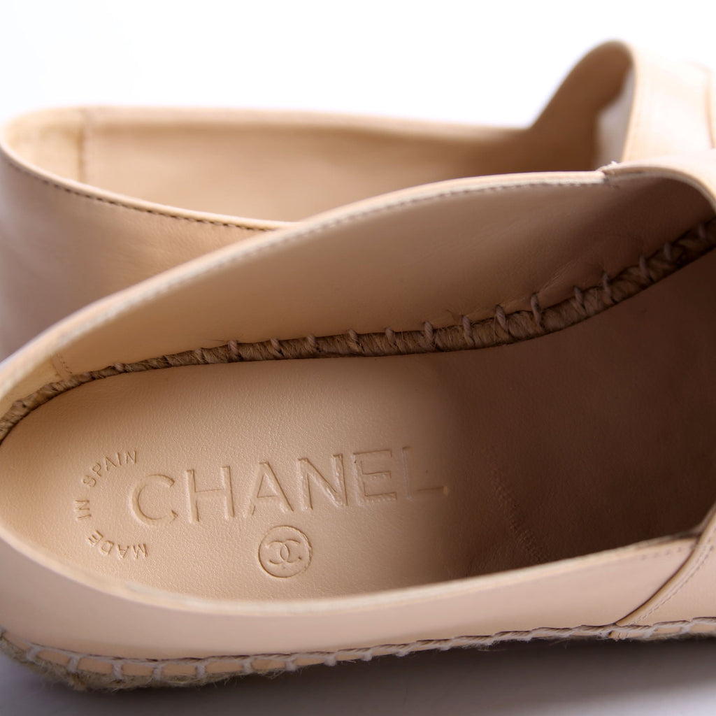 CC Espadrilles Size 38 Beige/Black