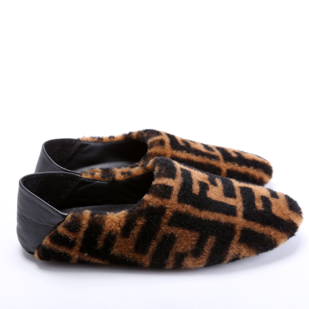 Zucca Shearling Slippers Size 37