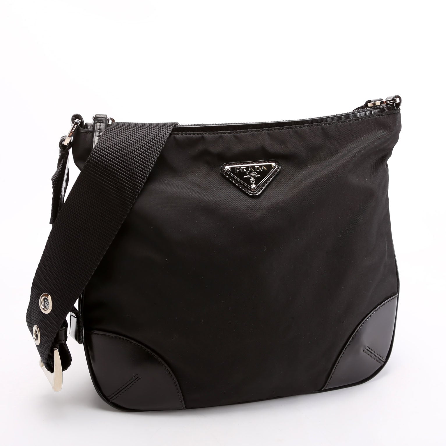 BT0326 Nylon Shoulder Bag Vintage Black