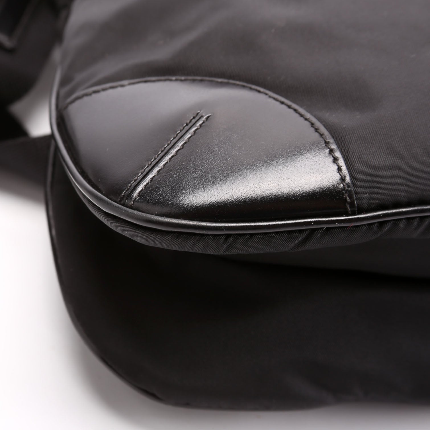 BT0326 Nylon Shoulder Bag Vintage Black