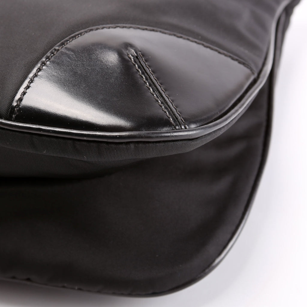 BT0326 Nylon Shoulder Bag Vintage Black