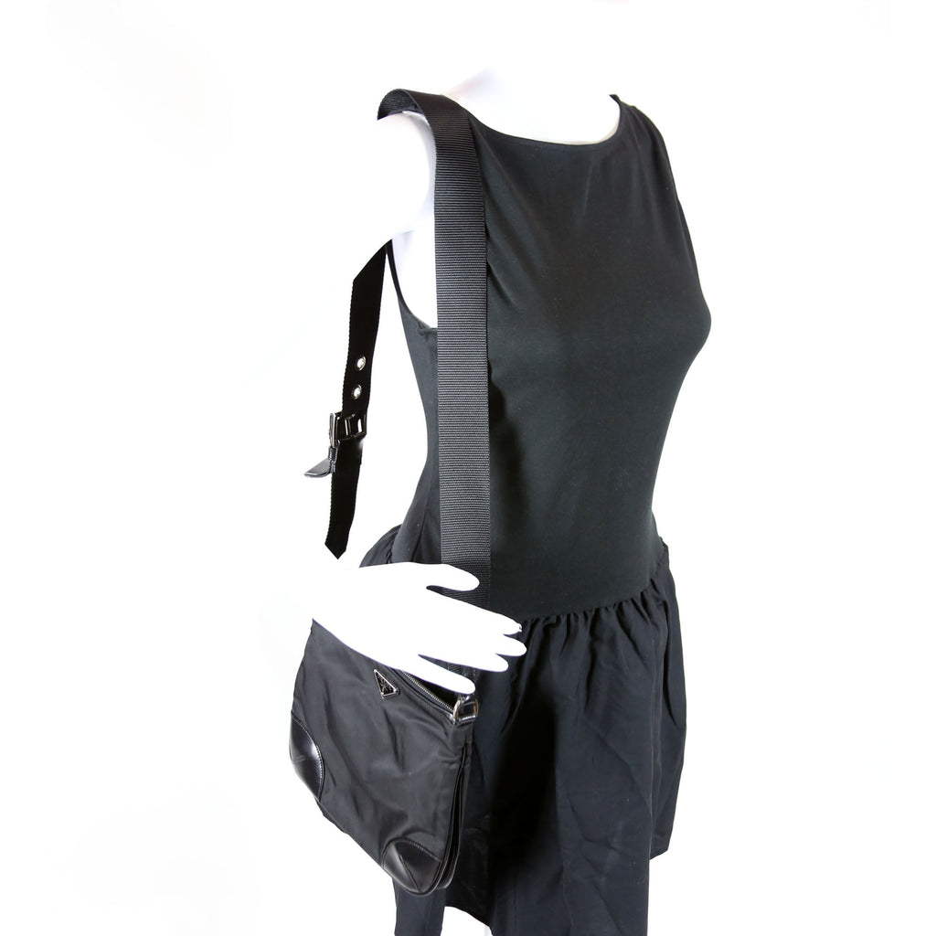 BT0326 Nylon Shoulder Bag Vintage Black